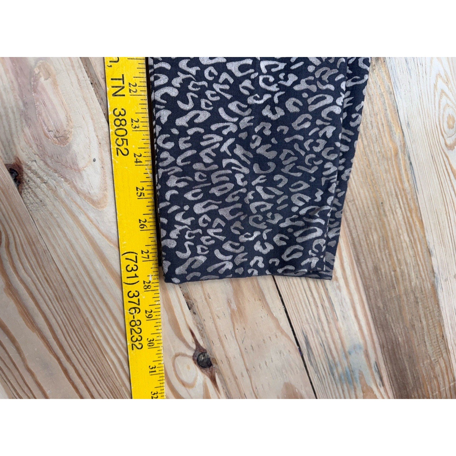 Cato Women’s Size 6 Pants Contemporary Fit Cheetah Print Stretch
