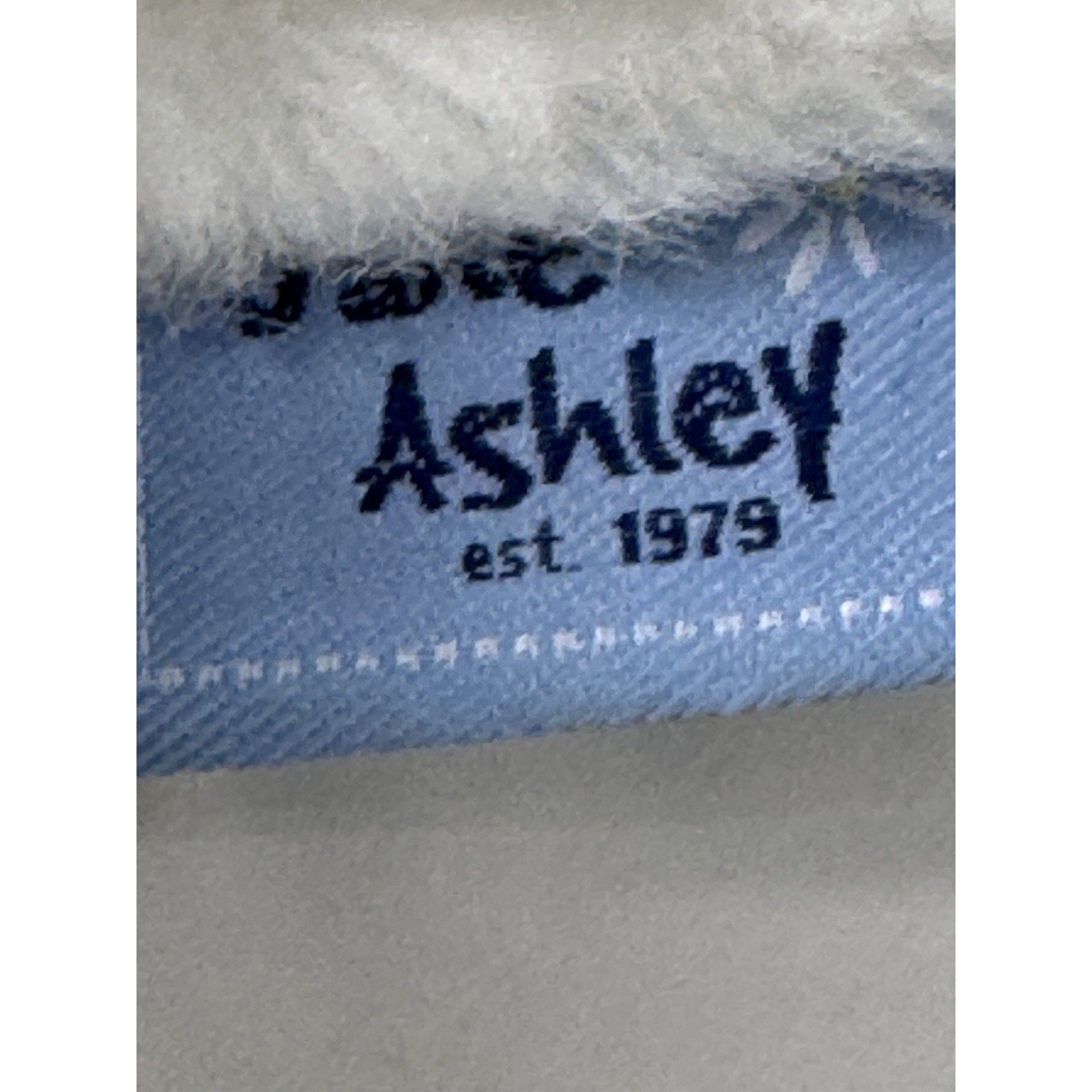 Jane Ashley Women’s Lightweight Lined Vest Jacket Faux Fur Size Medium