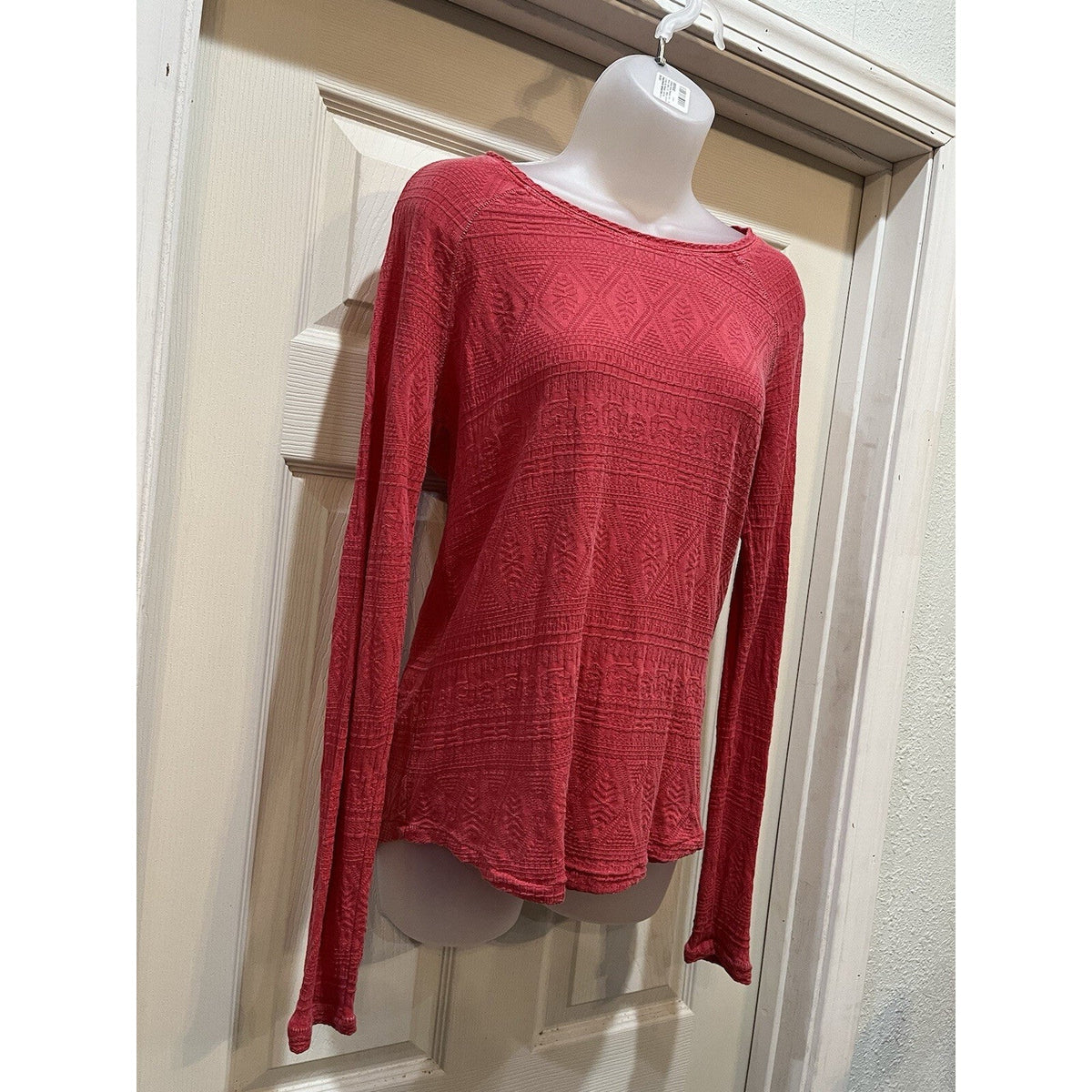 Lucky Brand Sweater Women M Lightweight Knit Pullover Slanted Long Sleeve Coral