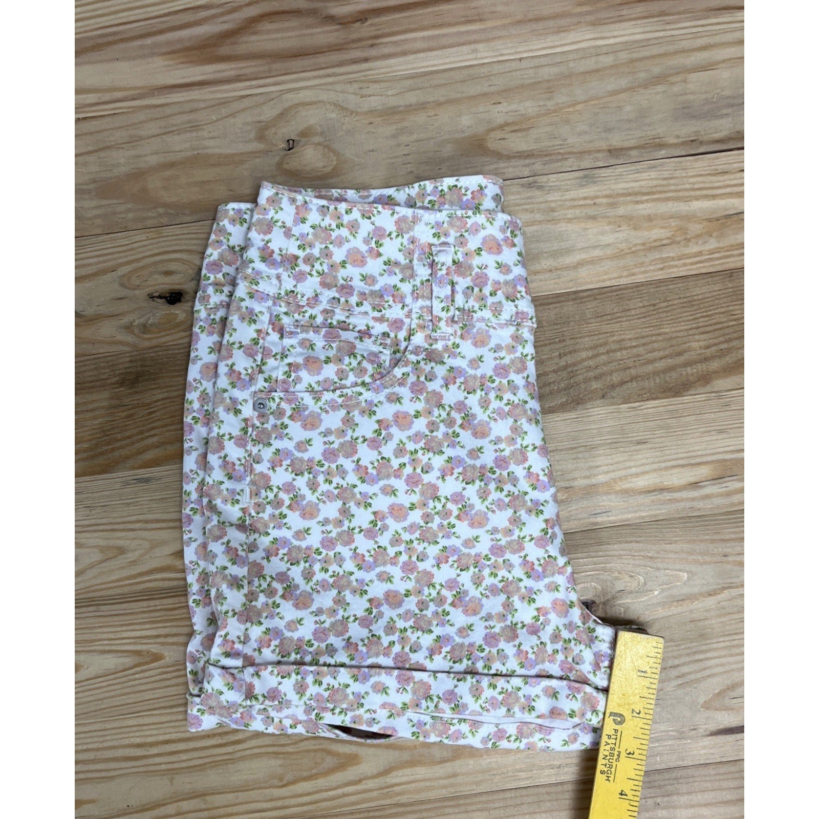 No Boundaries Corset Shorts White Pink Flowers High Rise Women's Size 11