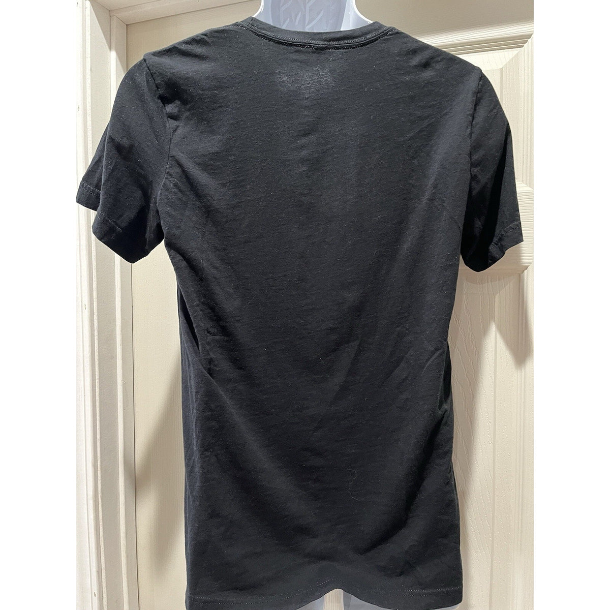 Friends Christmas Essential Black Unisex T-Shirt Size Small Grinch