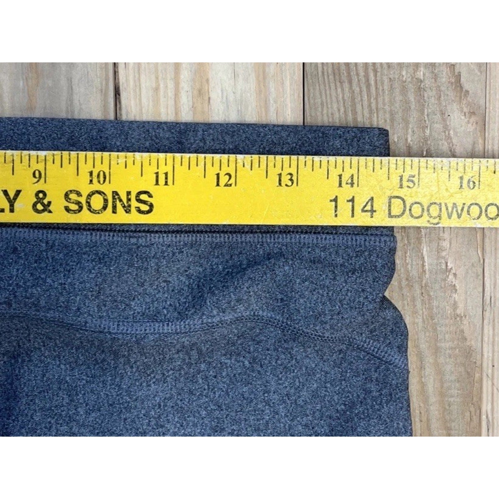 Under armour Women's HeatGear Color Blocked Compression Ankle Crop , Gray Size L