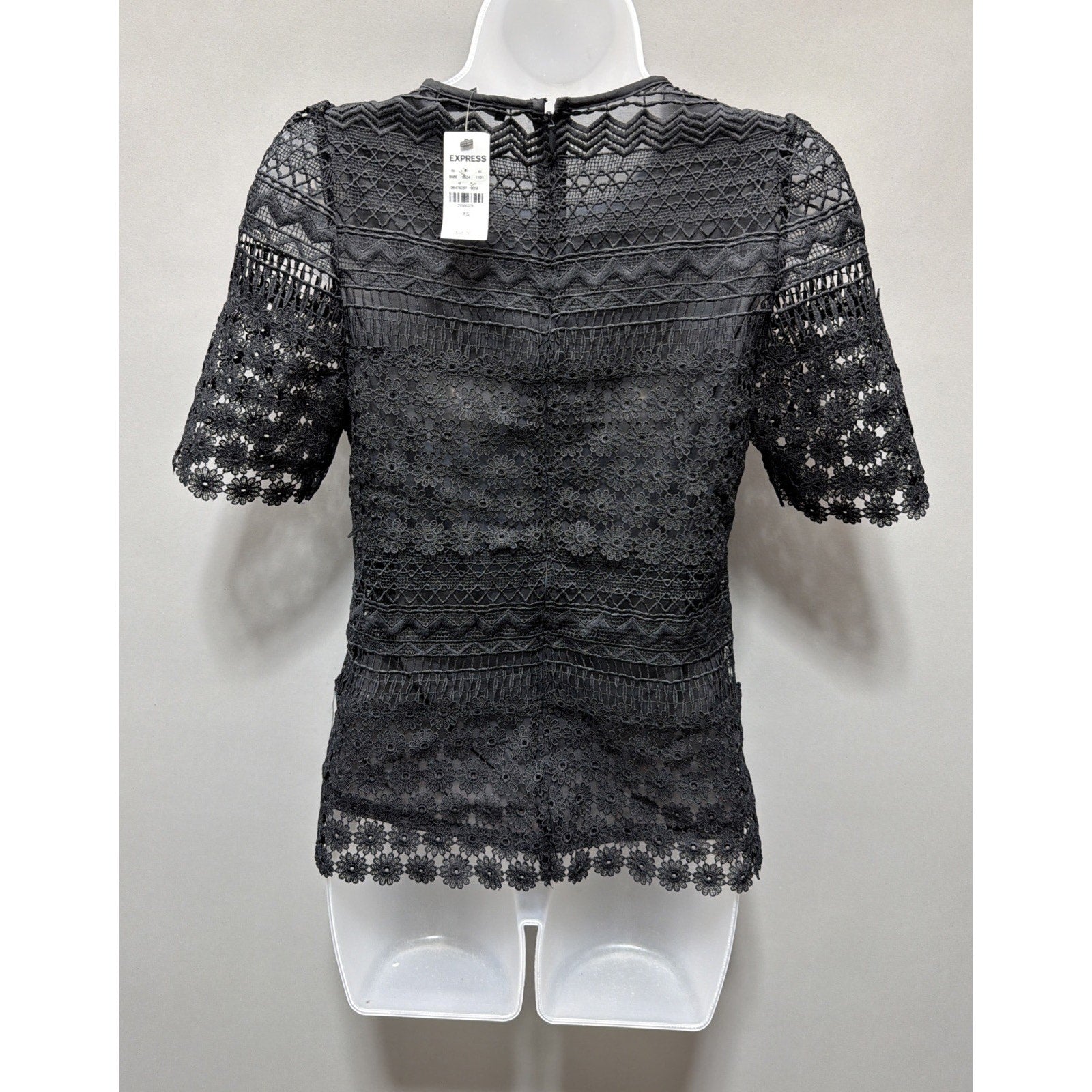 EXPRESS Black Floral Crochet Semi-Sheer Lined Casual Top Women's XS New