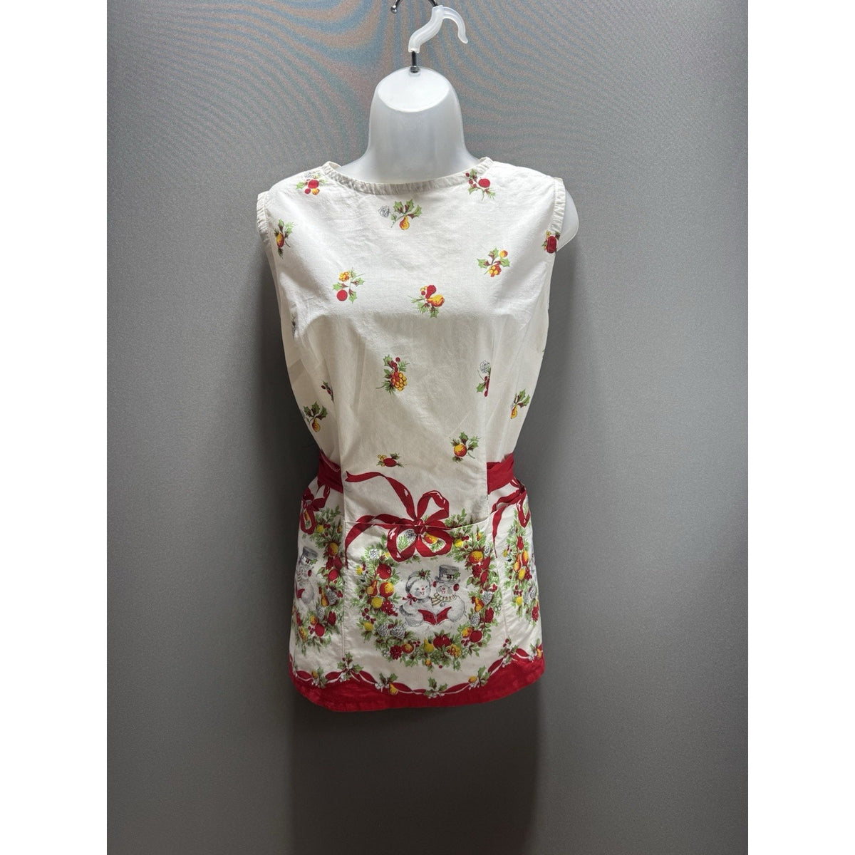 Vintage Christmas Cobbler Apron Snowman Wreath Red Bow Pockets Holiday Smock