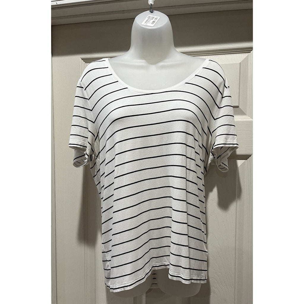A New Day Women’s Black and White Striped Boat Neck Short Sleeve Size Women's L