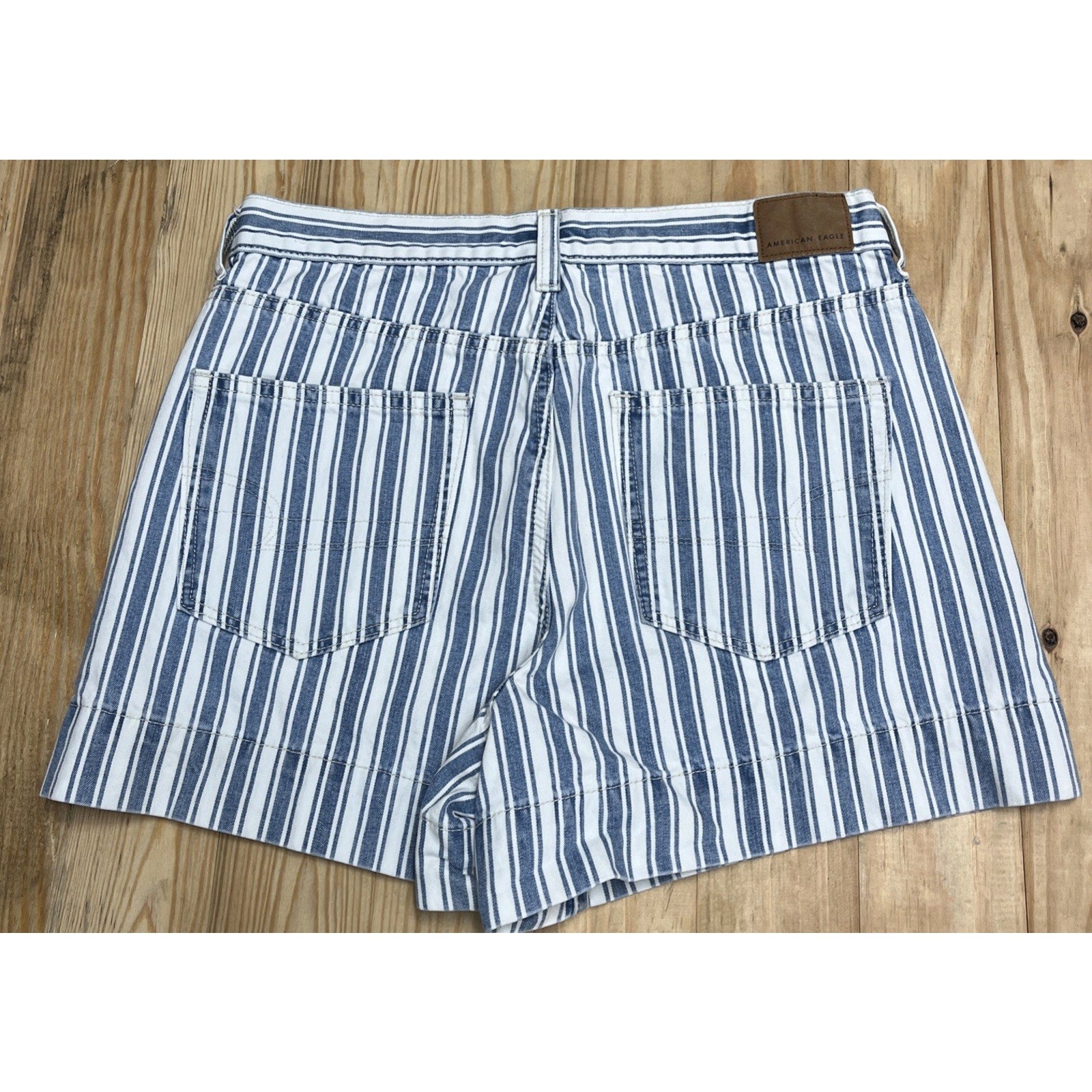 American Eagle Mom Jean Shorts Womens 6 Striped Cotton Denim