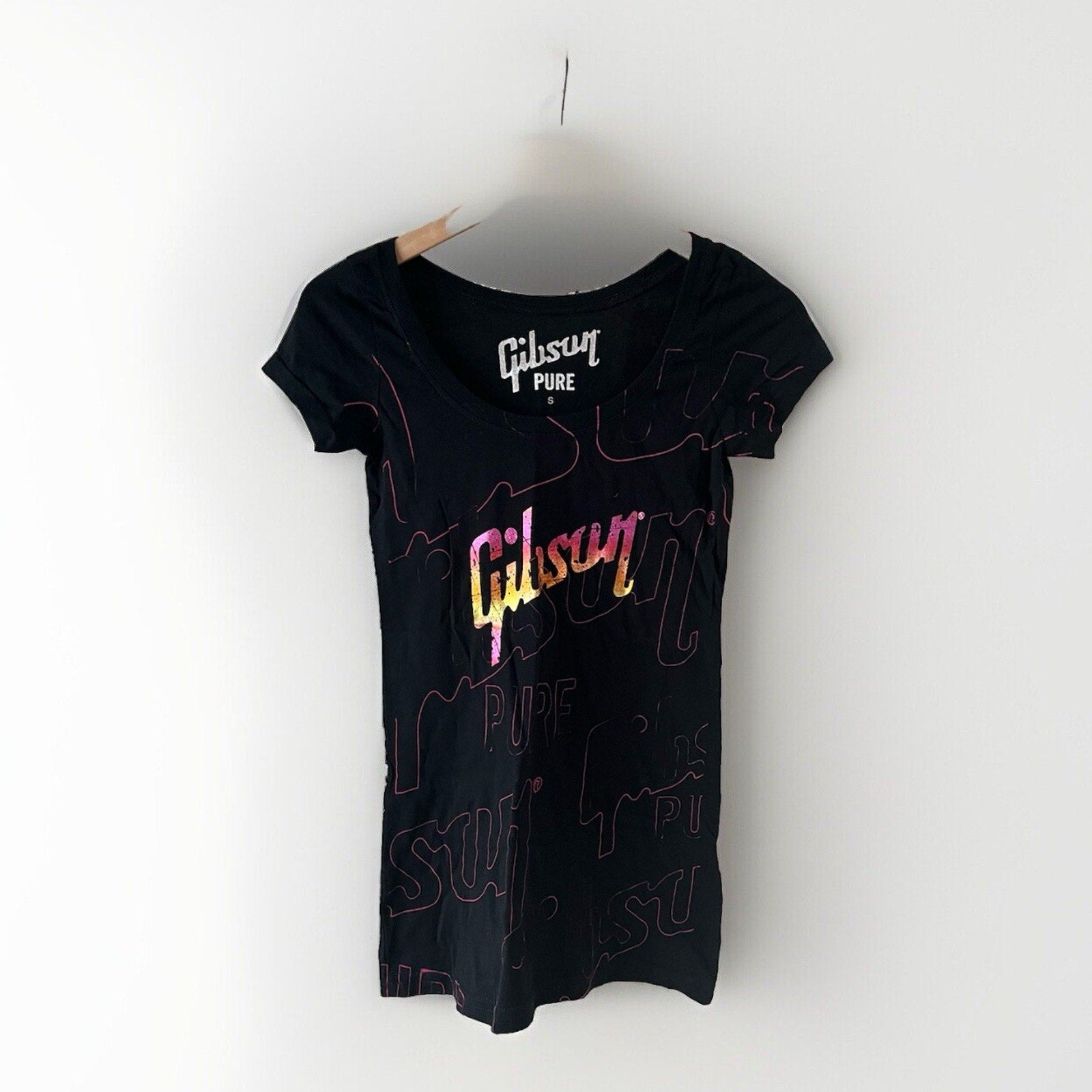 Gibson Pure T-Shirt Black Hot Pink Junior Size Small New Without Tags Vintage