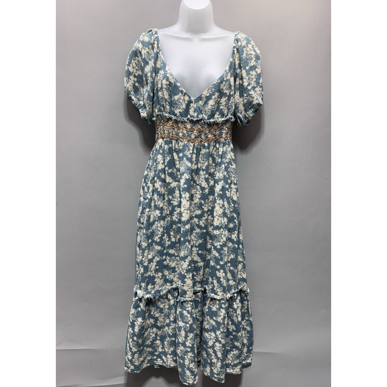 Free People Blue Cream Floral Smocked Puff Sleeve Midi Dress Women’s Medium Boho