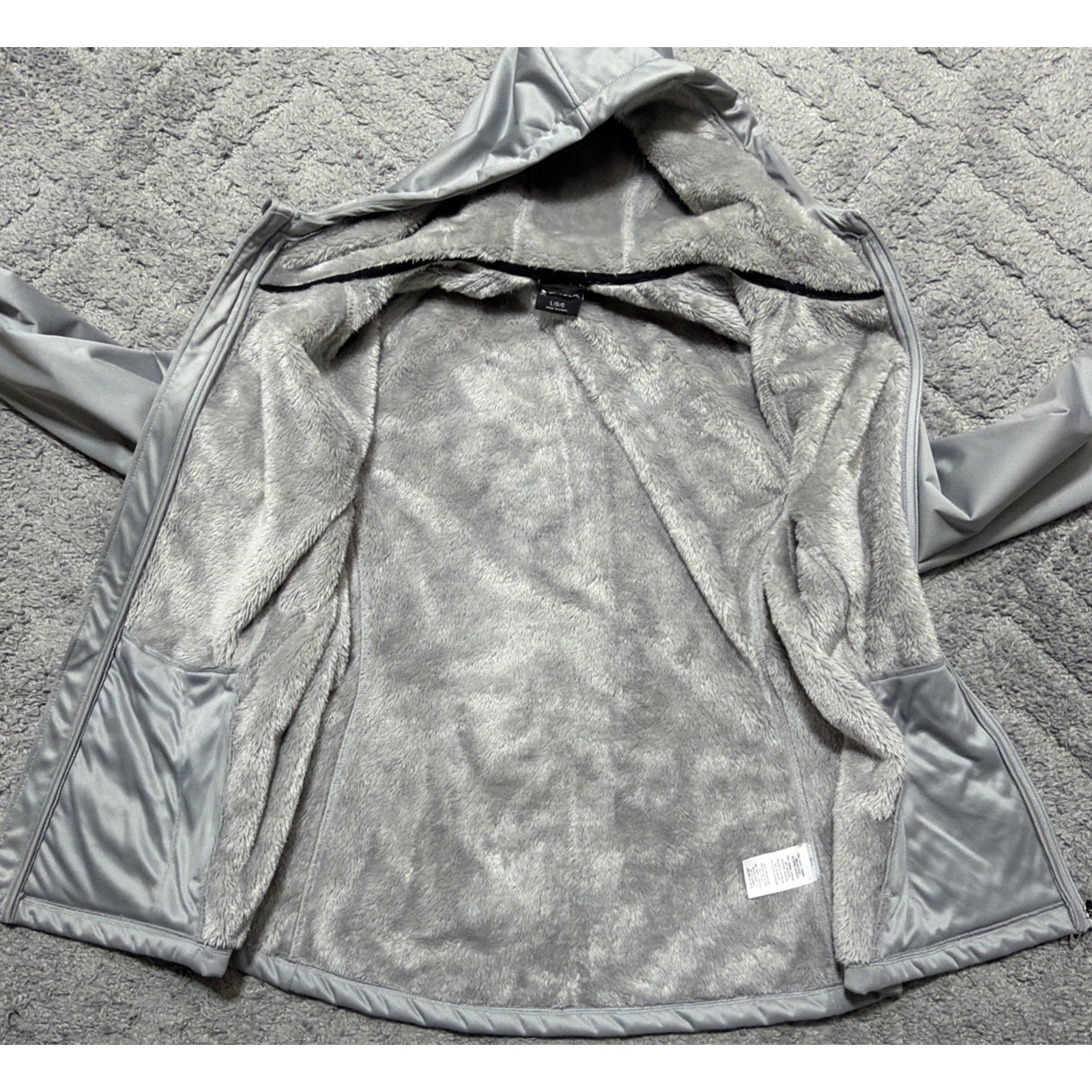 NWT Spyder Hooded Fur Lined Jacket Women’s Size L Full-Zip Style: SPFHM075-057