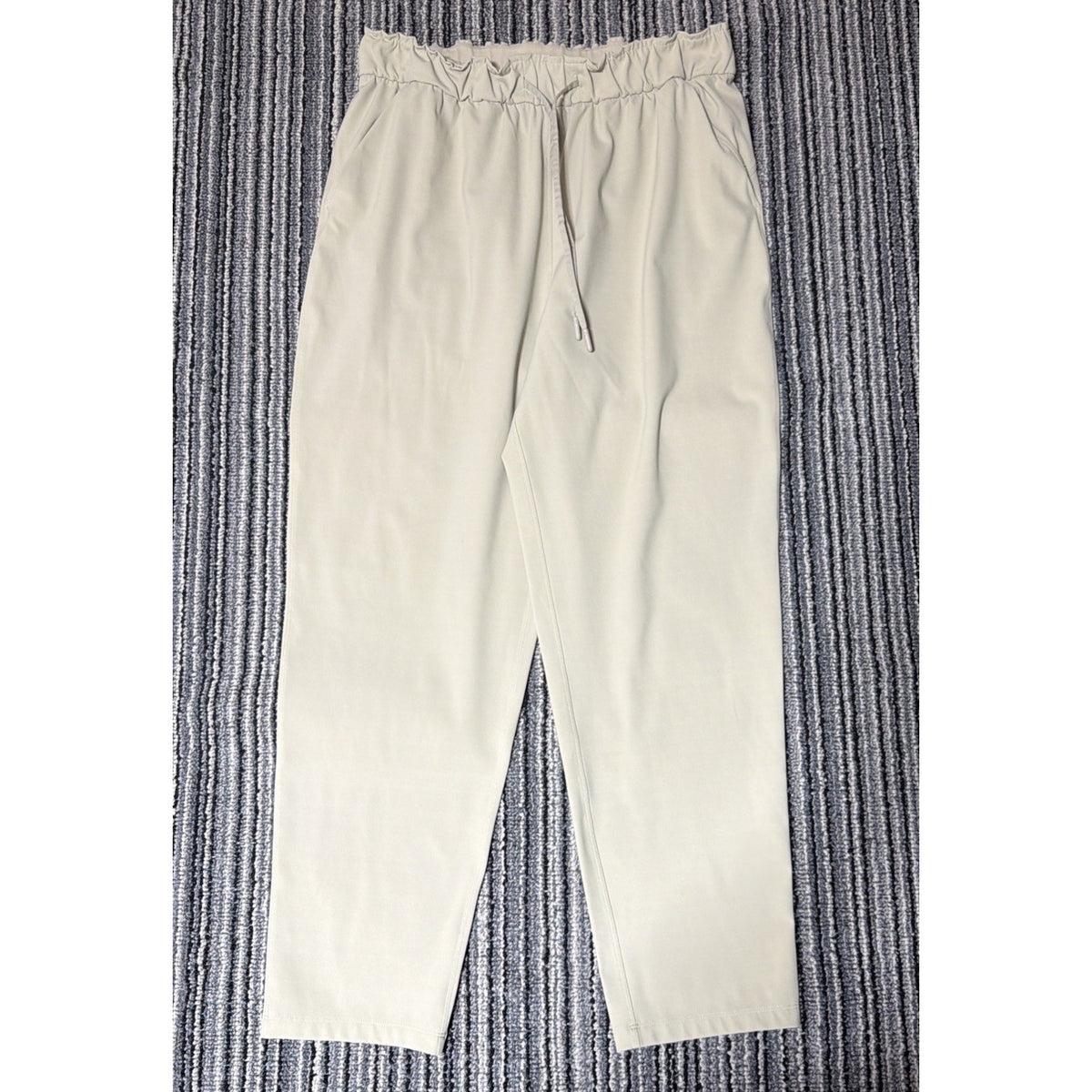 Lululemon Luxtreme High-Rise Tapered Leg Active Athletic Yoga Jogger Pants