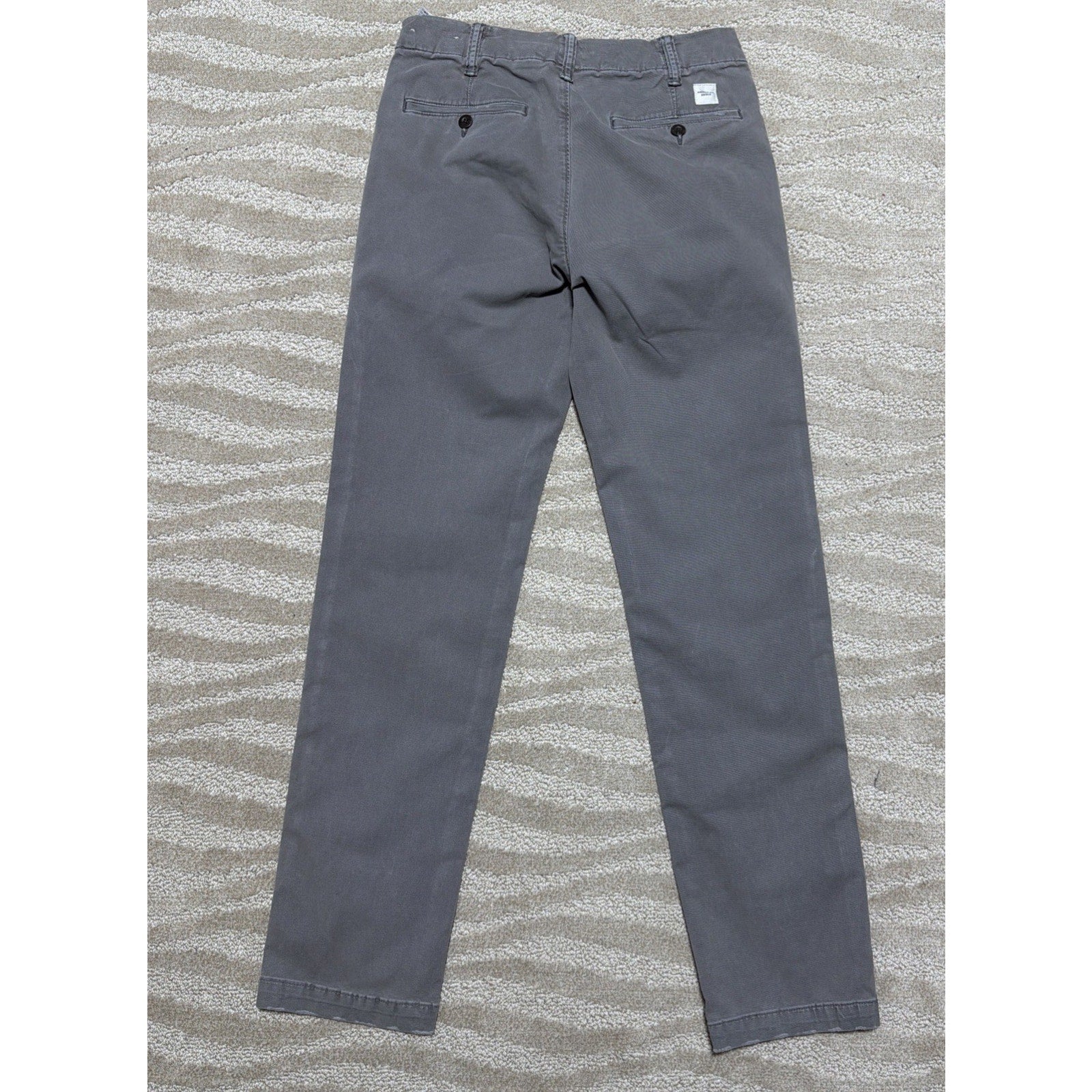 American Eagle Original Straight Lived In Khakis Gray Flex Chino Pants 28x34