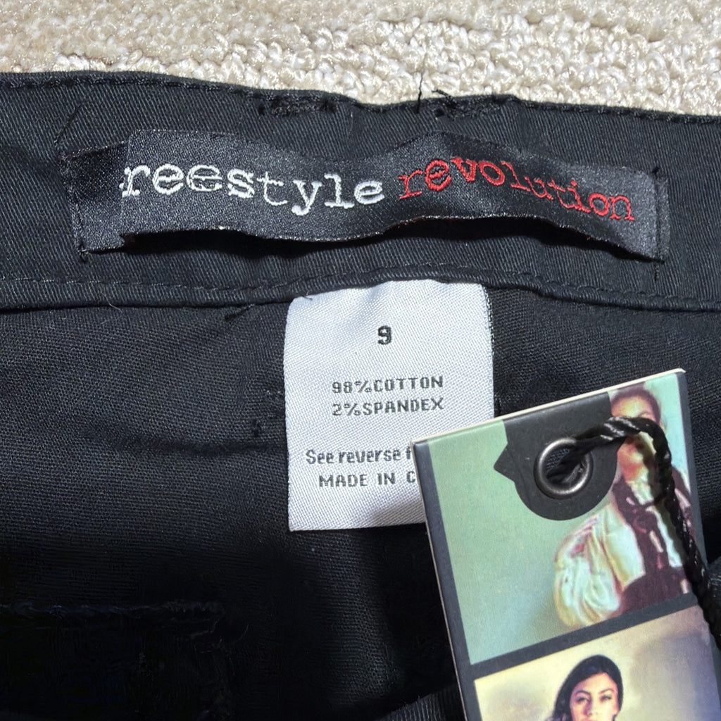 FREESTYLE Womens Shorts SIZE 9 COTTON STRETCH BLACK Bermuda SHORTS NWT