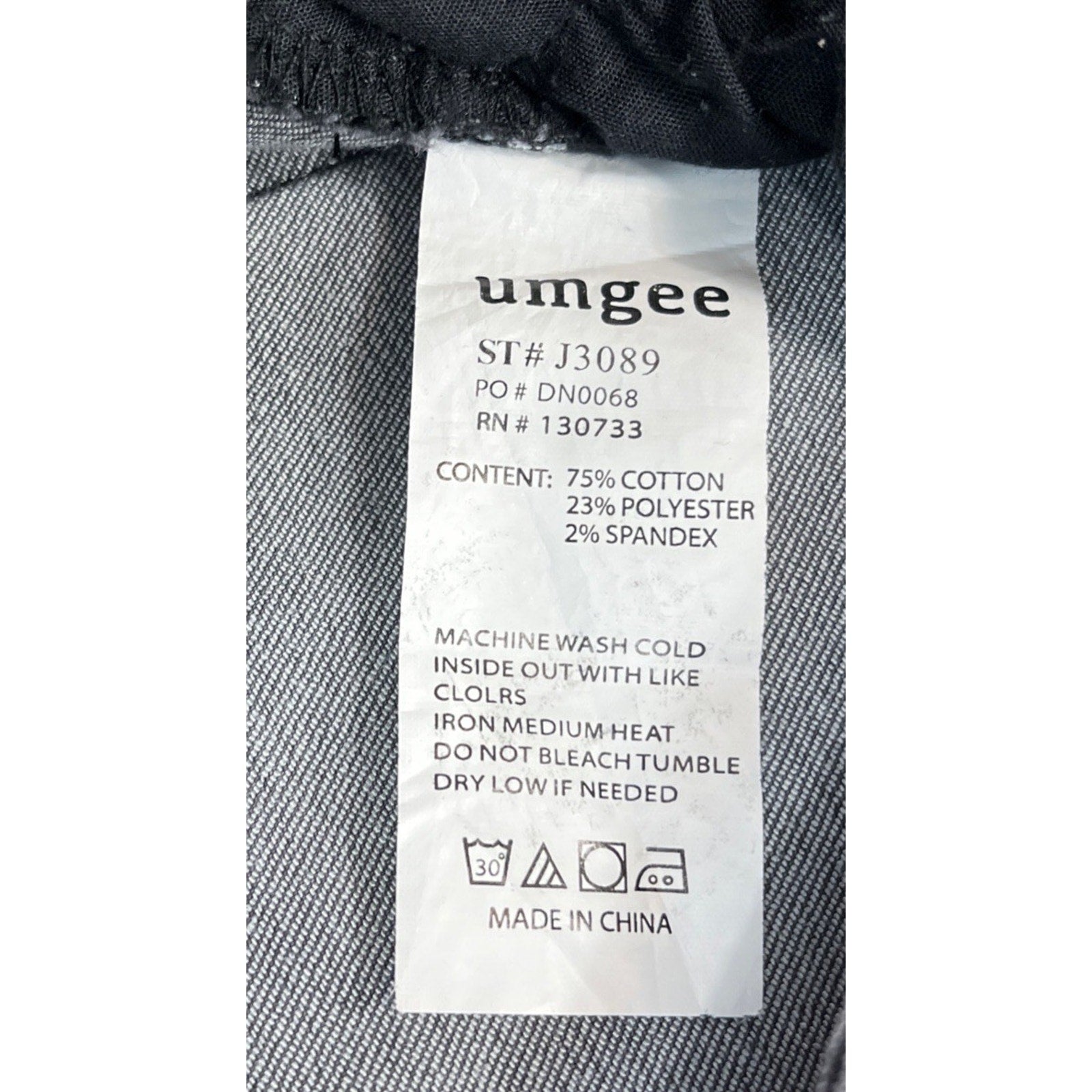 Umgee Cropped Flare Jeans Raw Hem Charcoal Wash Size 28