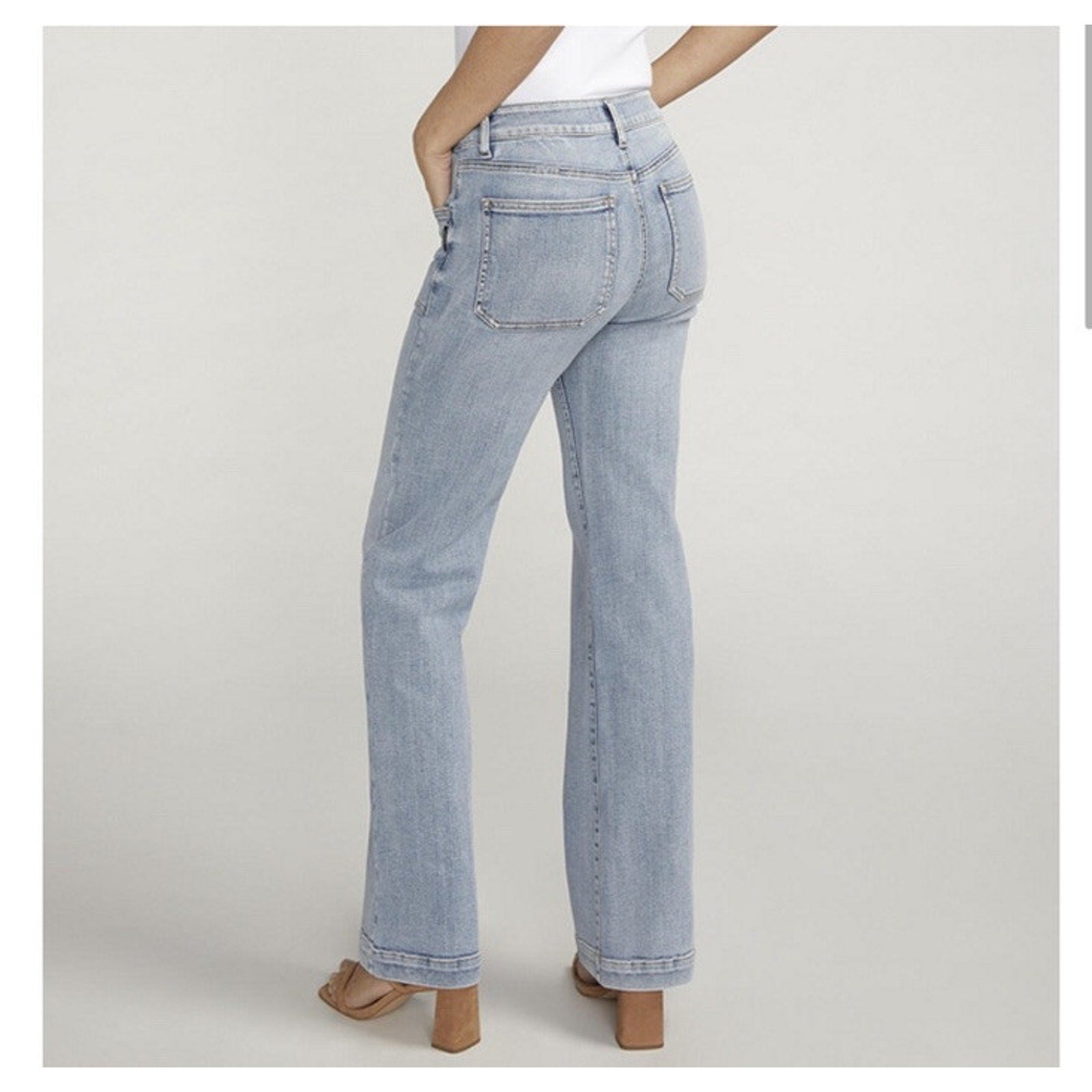 NWT Silver Suki Curvy Fit Stretch Mid Rise Trouser Jeans 33x33