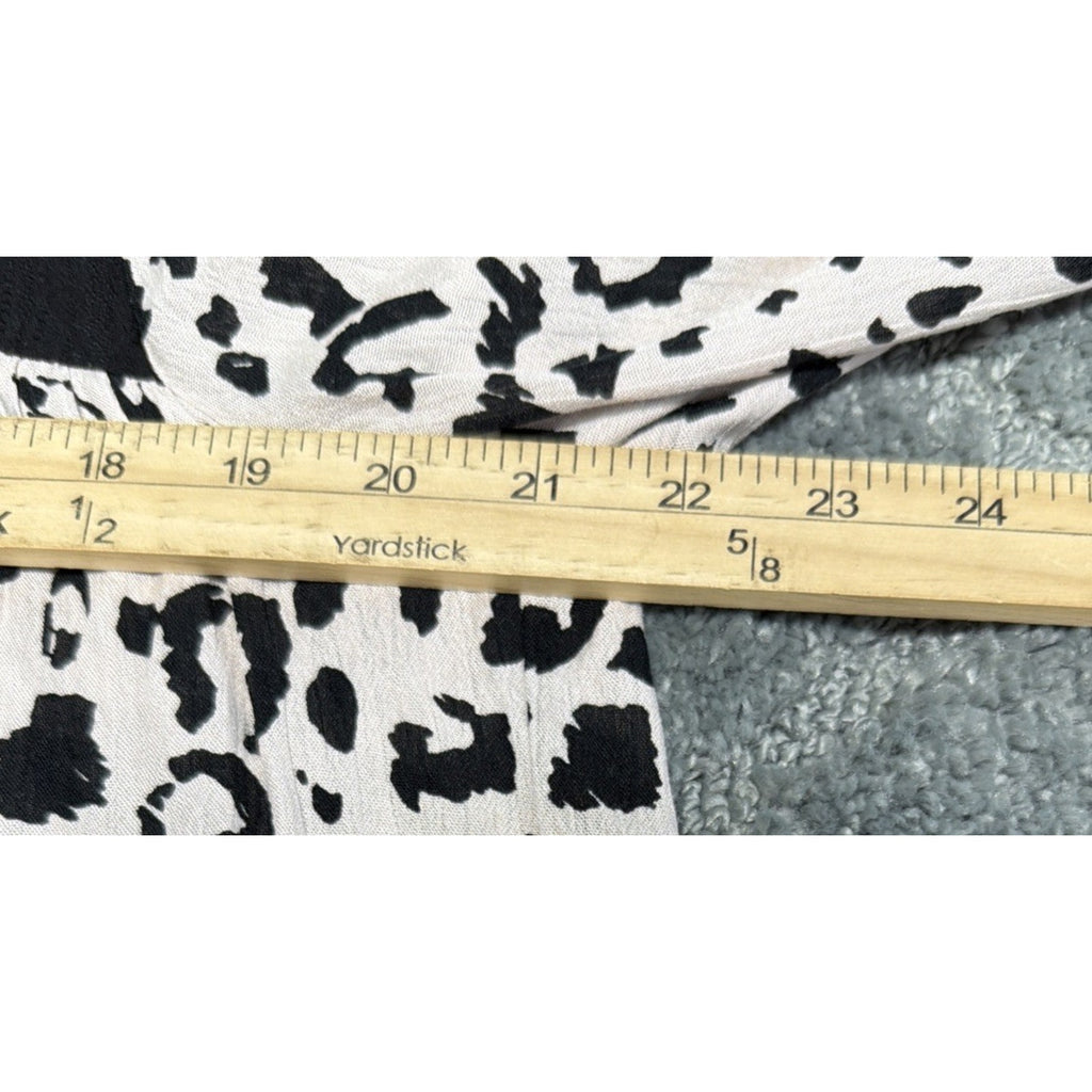 Savanna Jane Boho Embroidered Floral Leopard Print Bell Sleeve V-Neck Blouse L