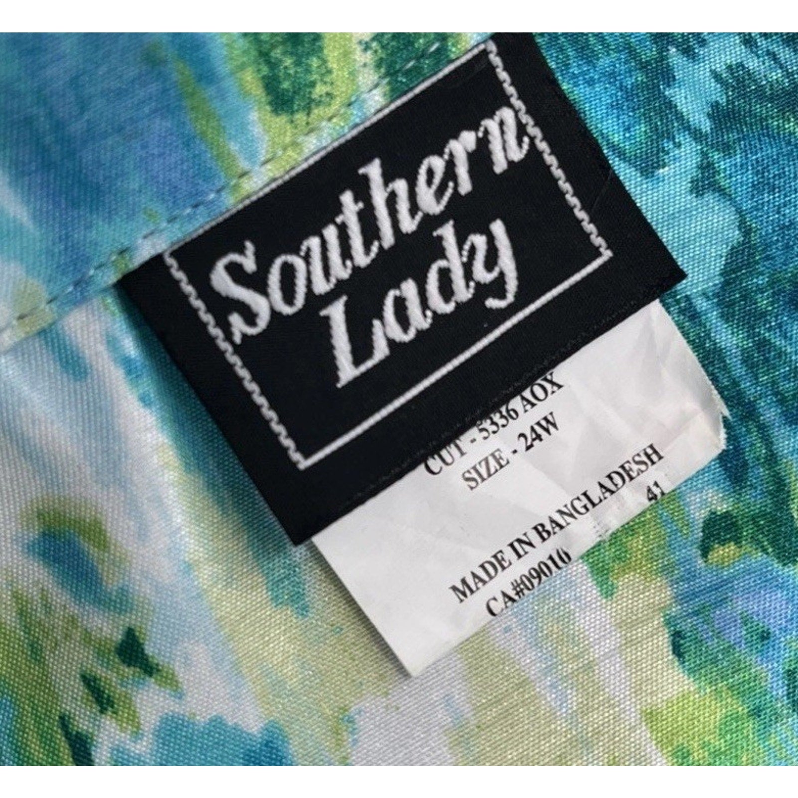 Southern Lady Womans Button Jacket Size 24W Green Blue Paint Abstract Effect NWT