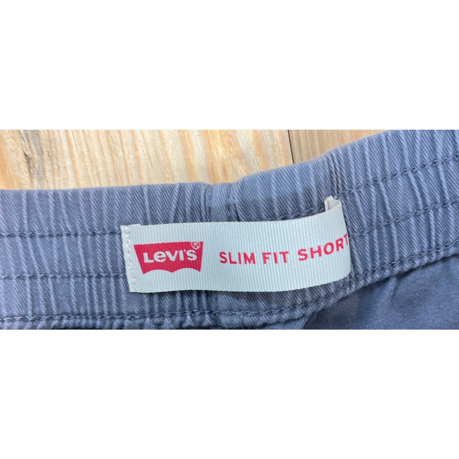 Levis Youth Shorts Slim Fit Size XL 13-15 28x9.5