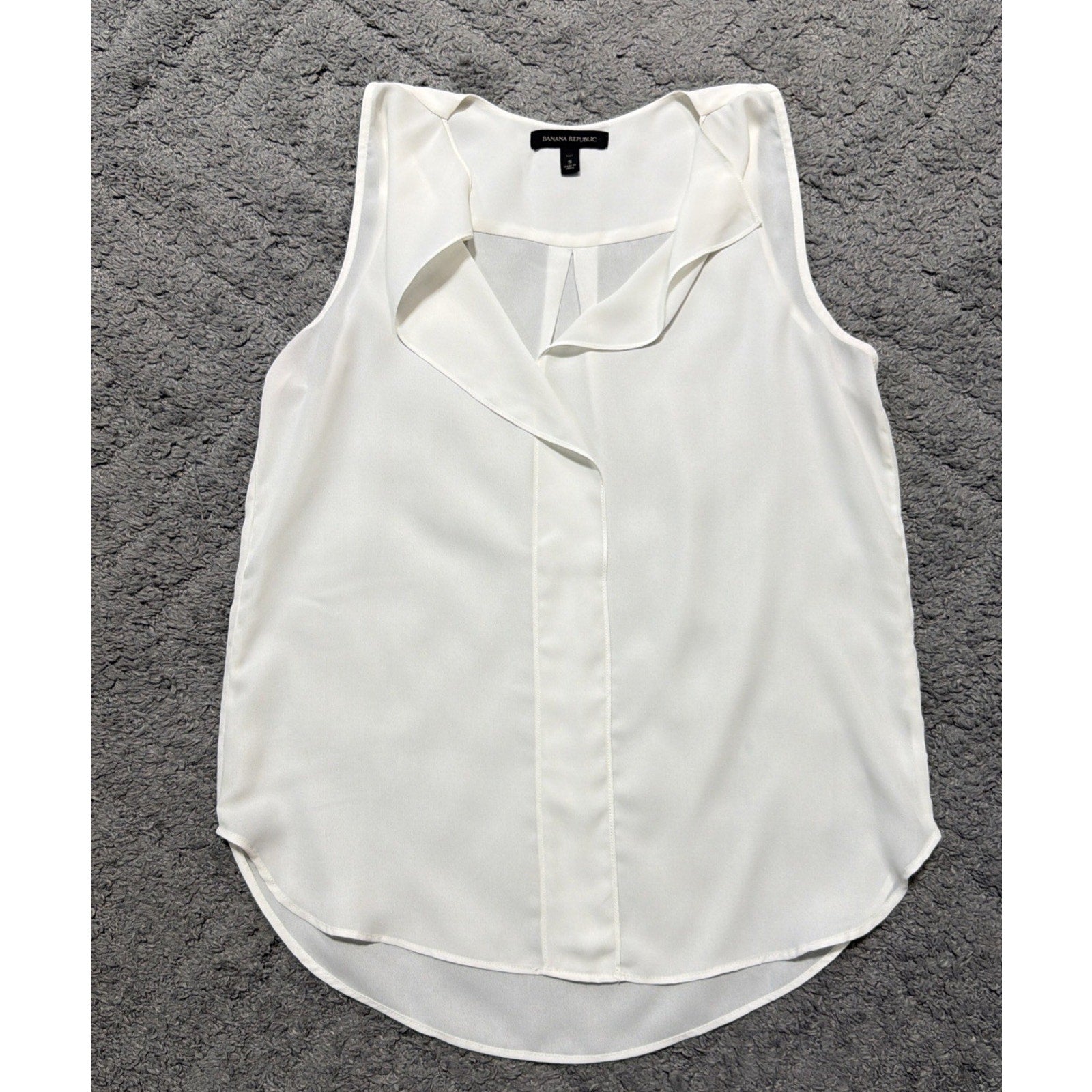 Banana Republic White Sleeveless Blouse Tall S Draped V-Neck Flowy Minimalist