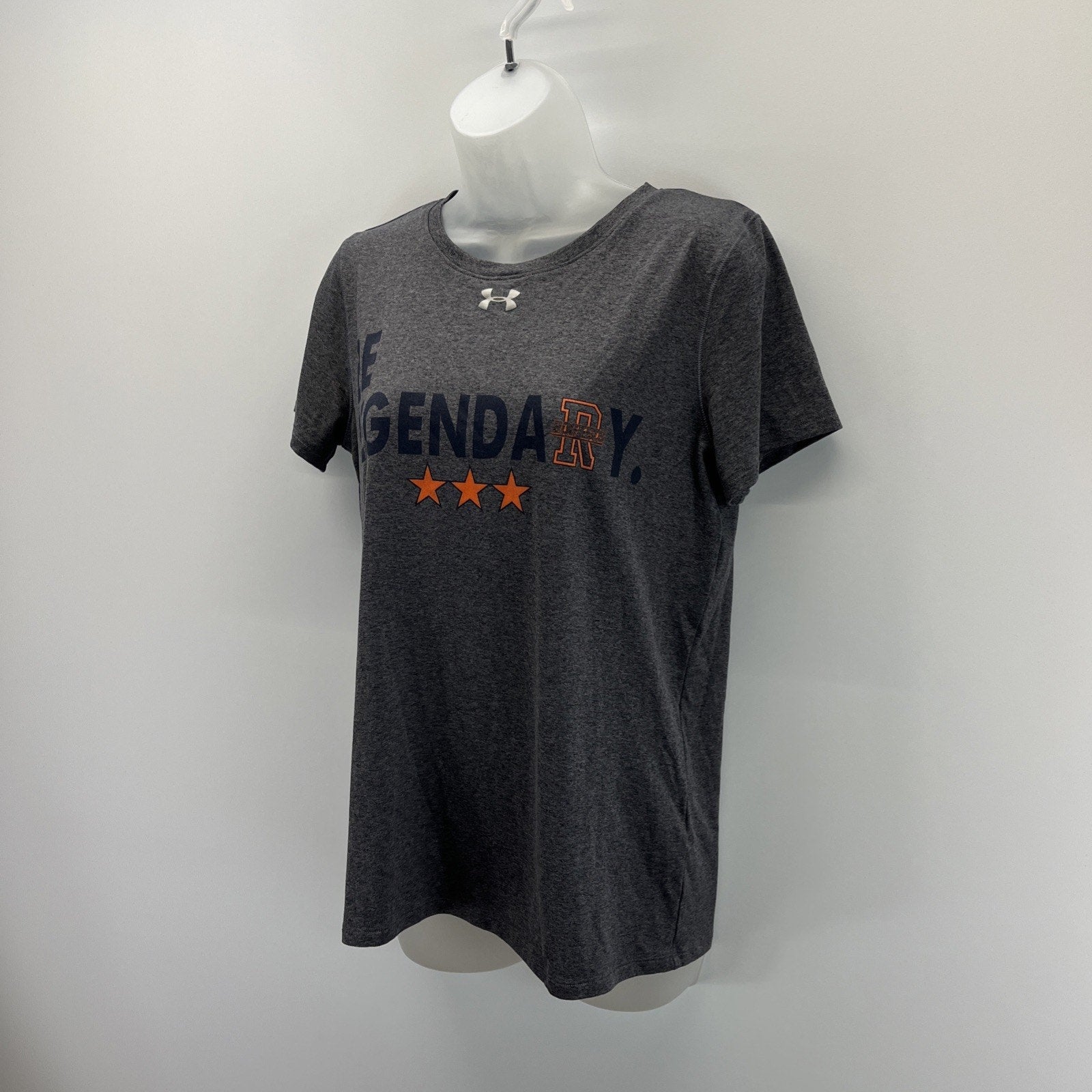 Under Armour Loose Heat Gear Shirt Womens M Gray Tee Soccer Graphic