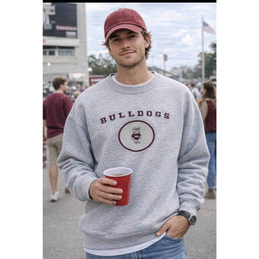 Vintage Bulldogs Crewneck Sweatshirt Mens L Gray Spike Sports Embroidered 1990’s