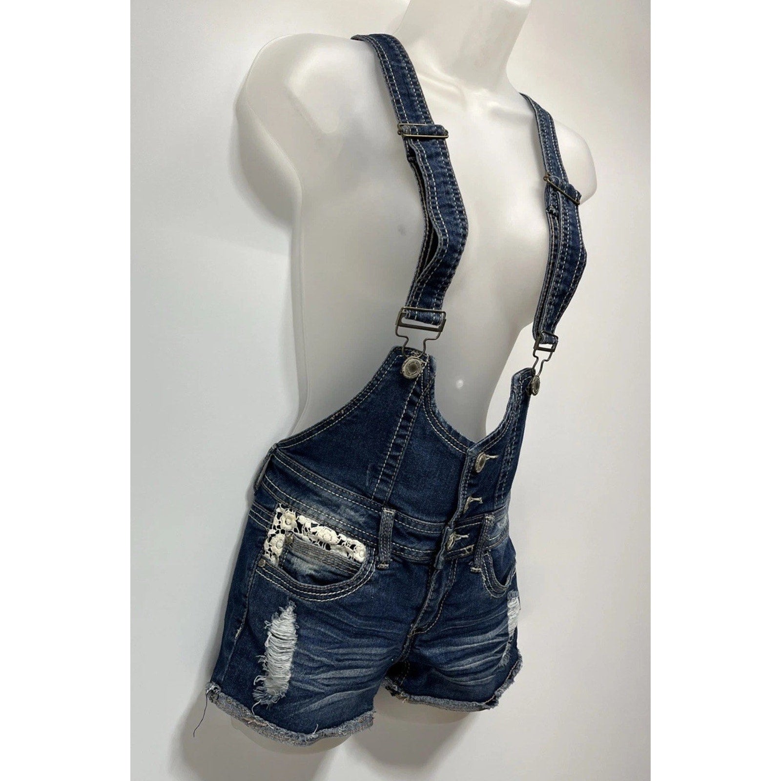 Almost Famous Denim Overall Shorts Shortall Distressed Sz. 1