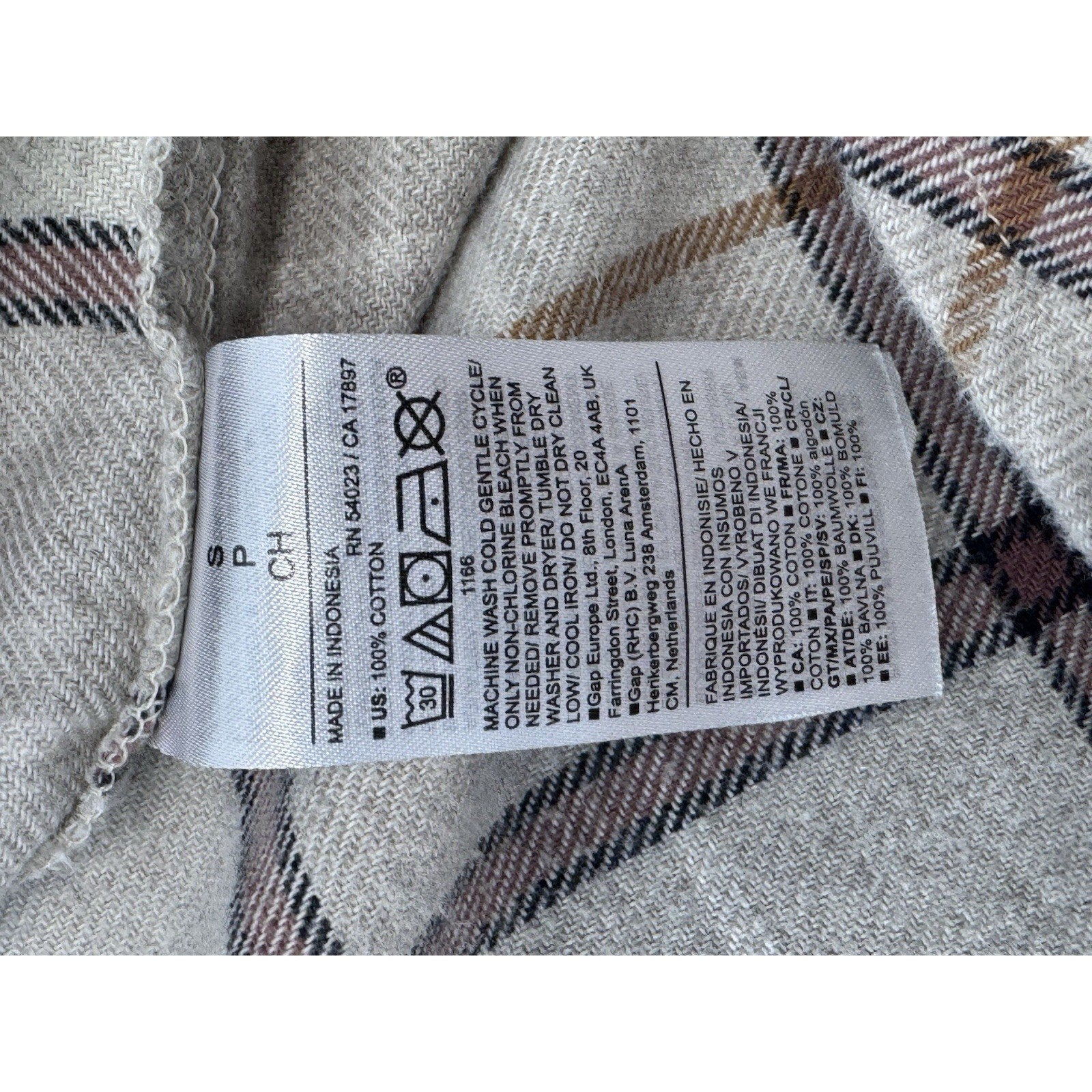 Old Navy Womens The Boyfriend Flannel Shirt Button Down Plaid Gray Purple Small