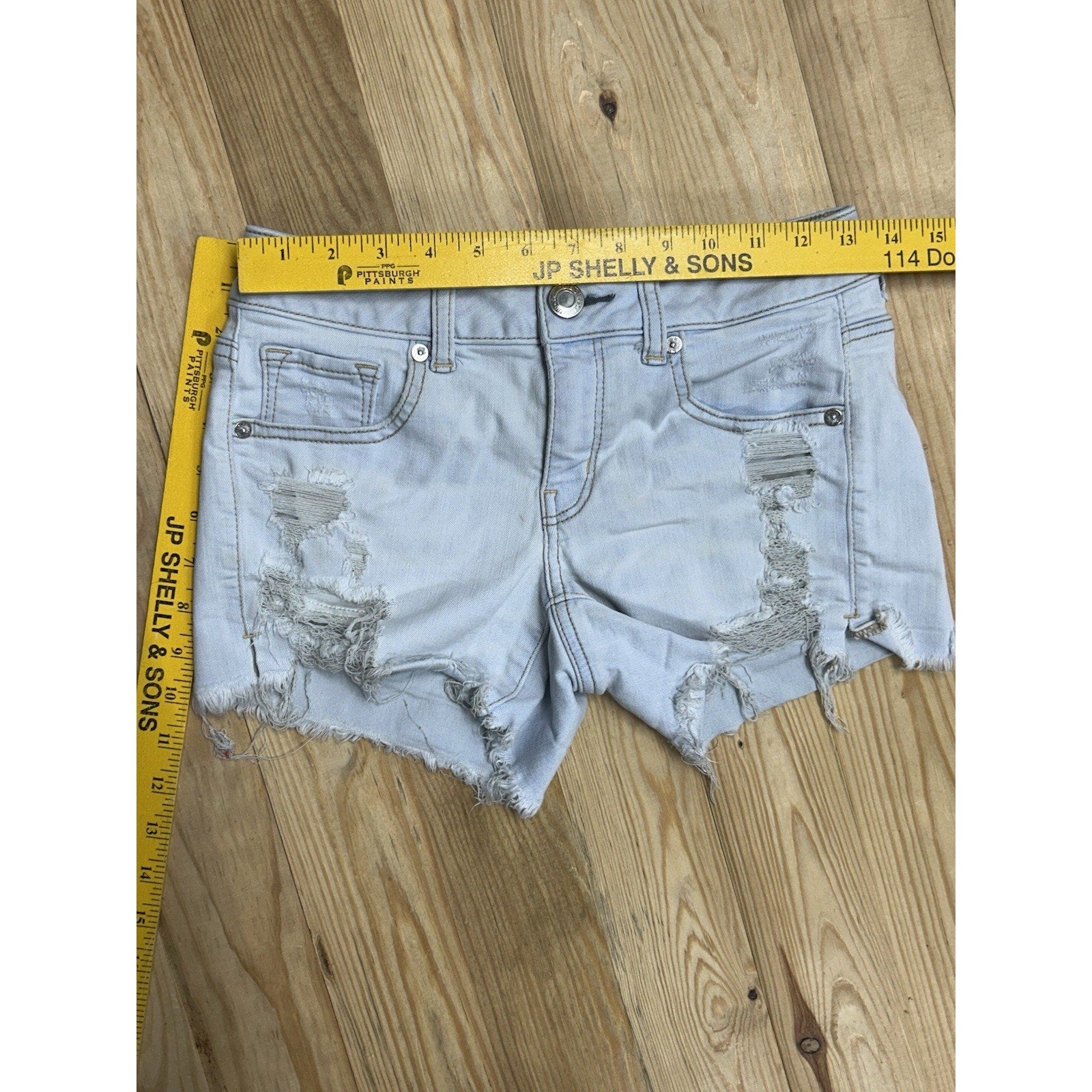 American Eagle Outfitters Midi Denim Light Blue Short Size 4