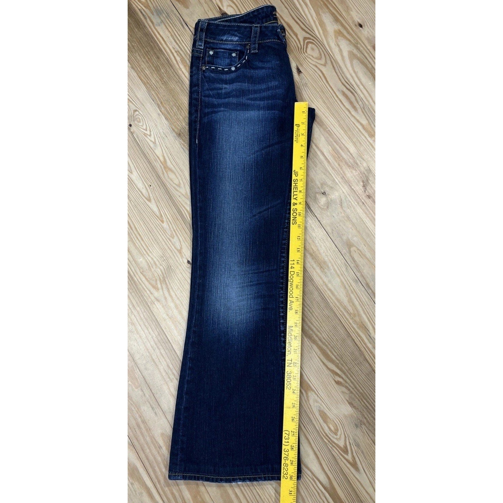 Silver Jeans Women's Sz 29x30 Tuesday Low Rise Boot Cut