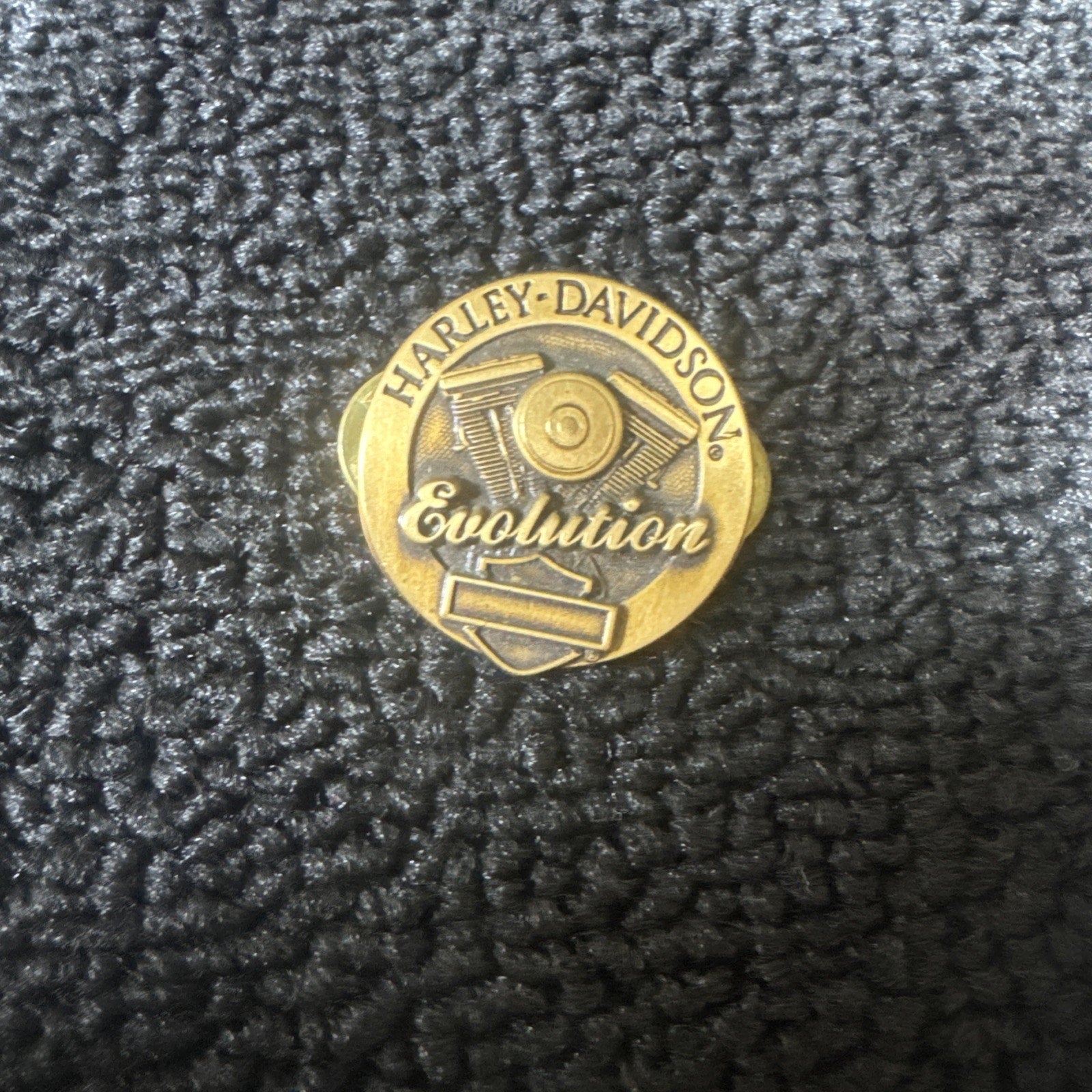 Vintage Harley-Davidson Evolution V-Twin Engine Lapel Pin Tie Tack Brass Tone US