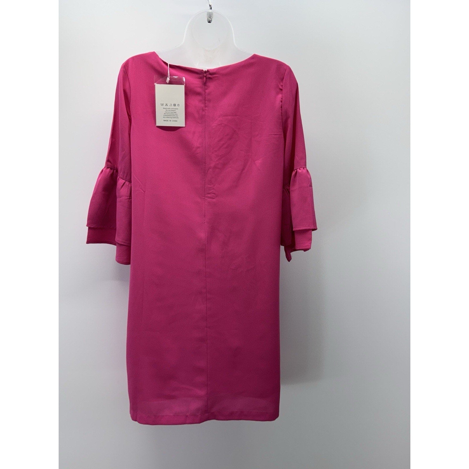 Belongsci Women’s Bright Pink Bell Sleeve Shift Dress Size M NWT Boutique