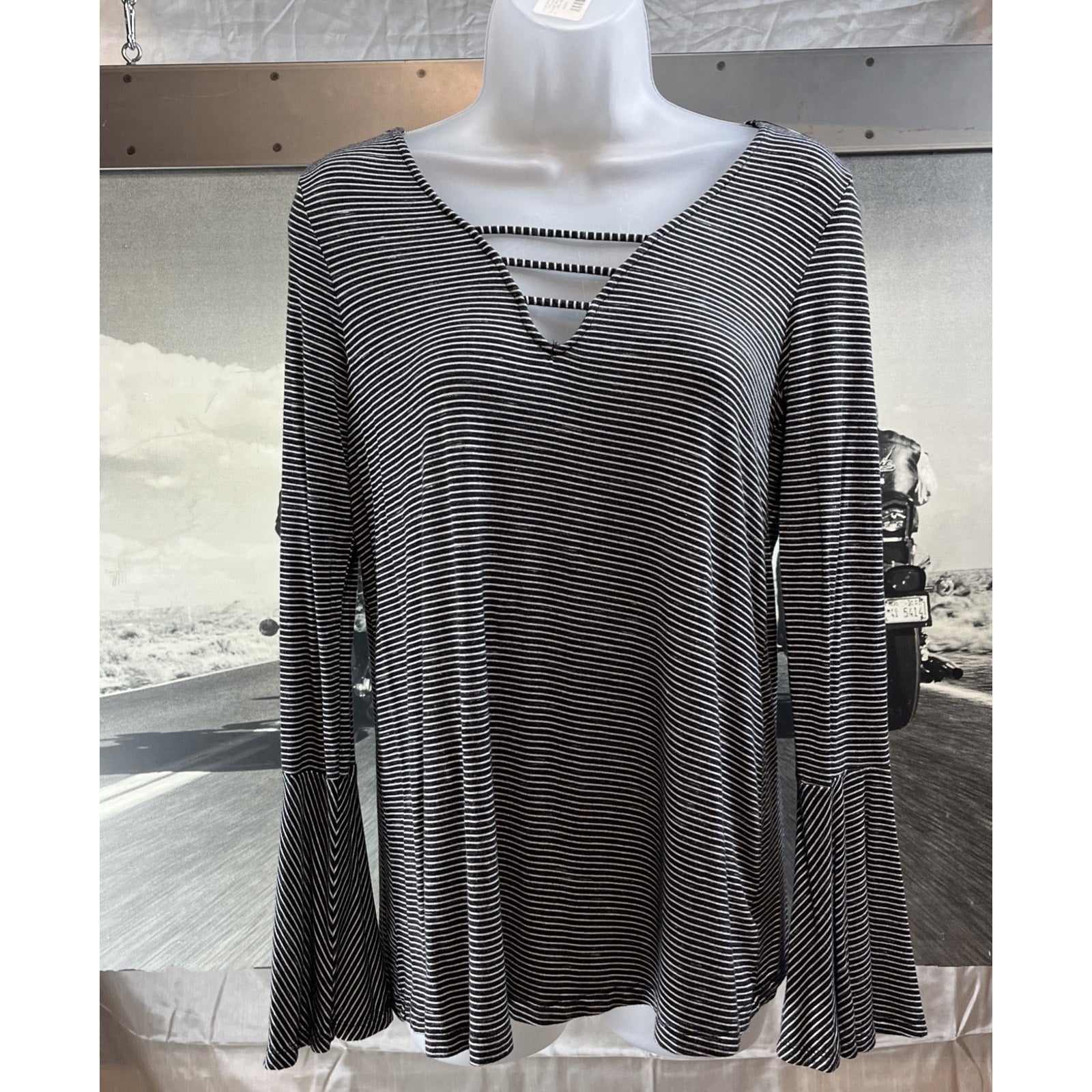 AE Striped Soft & Sexy Bell Sleeve Top Size M