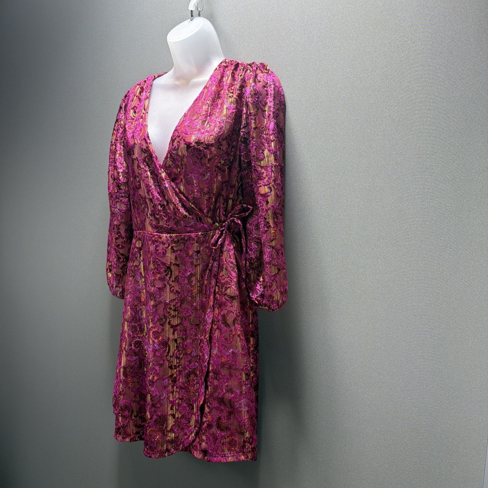 NWT LOFT $120 Shimmer Floral Velvet Wrap Dress Puff V-Neck Pink Purple Size 2