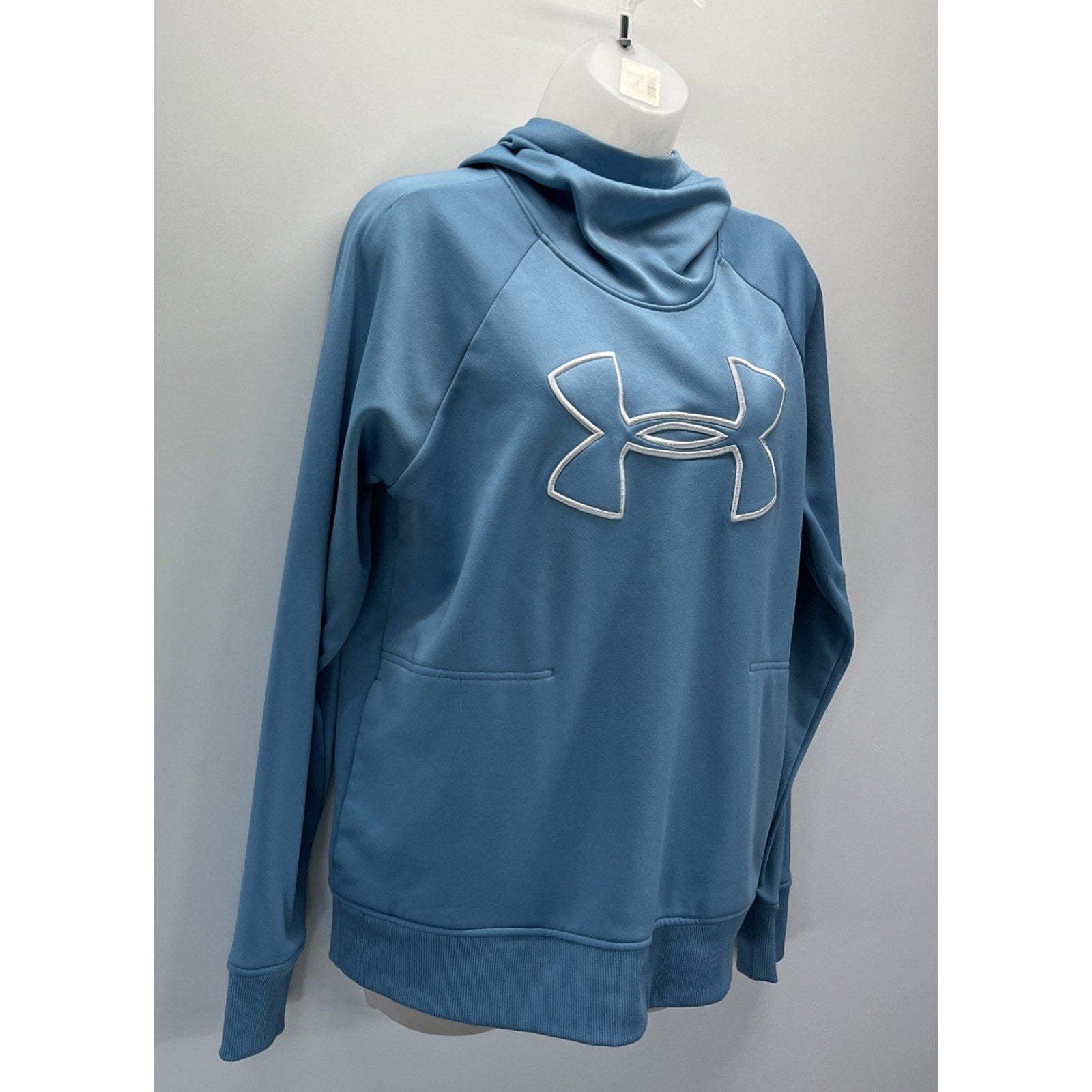 Women’s Under Armour Cold Gear Pullover Loose Fit Hoodie Size Large Light Blue