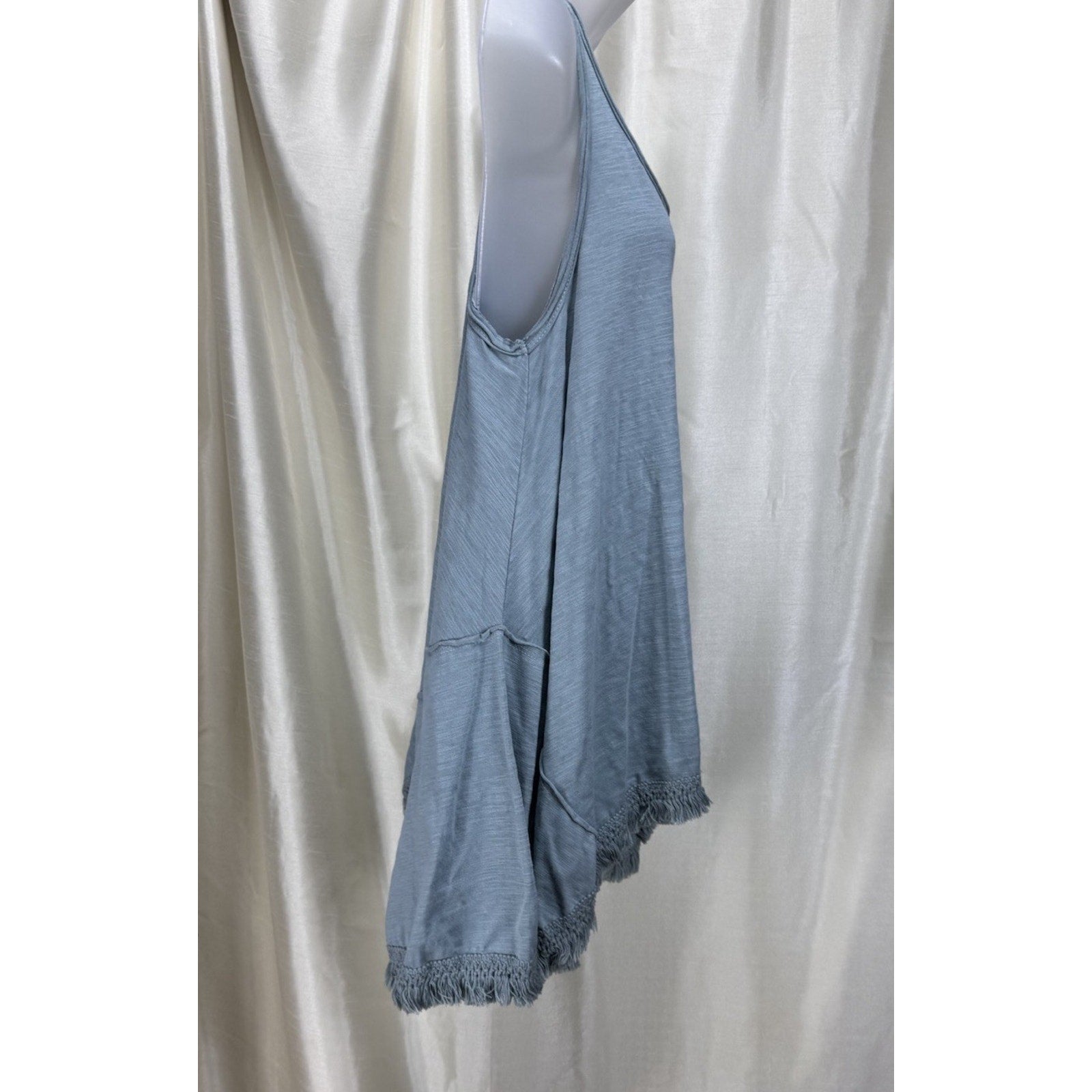 Umgee Green Ruffled Tank Women's Size Small Scoop Neck Stretch