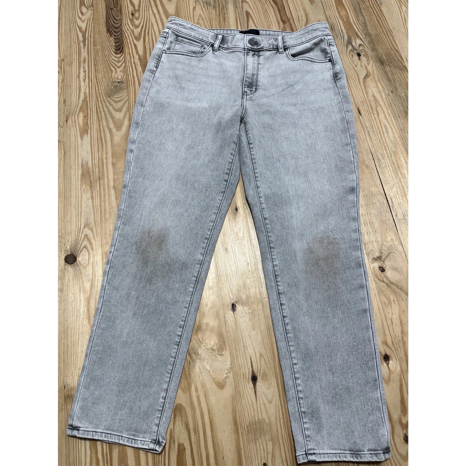 White House Black Market WHBM Mid Rise Girlfriend Gray jeans Size 12