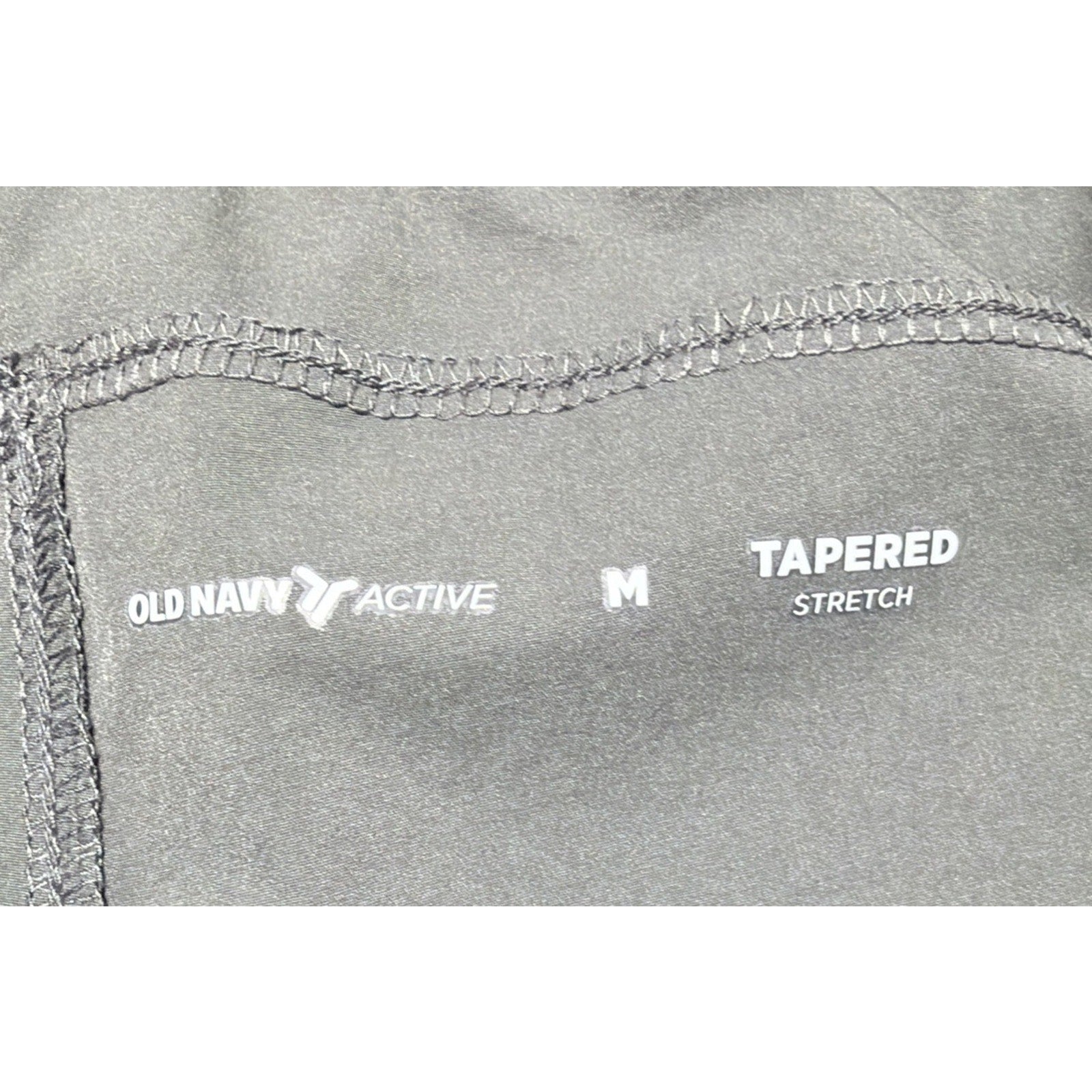 Old Navy Grey Dynamic Tech Woven Taper Pants Men's M Quick Dry Zipper Pockets