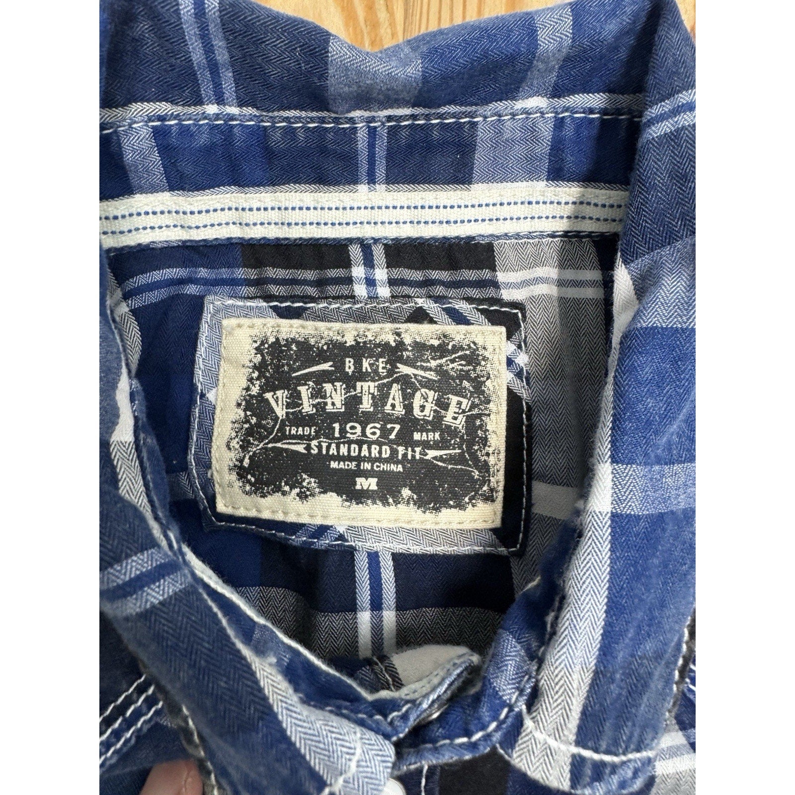 BKE ATHLETIC FIT PEARL SNAP LONG SLEEVE WESTERN SHIRT Men's Medium BLUE WHITE