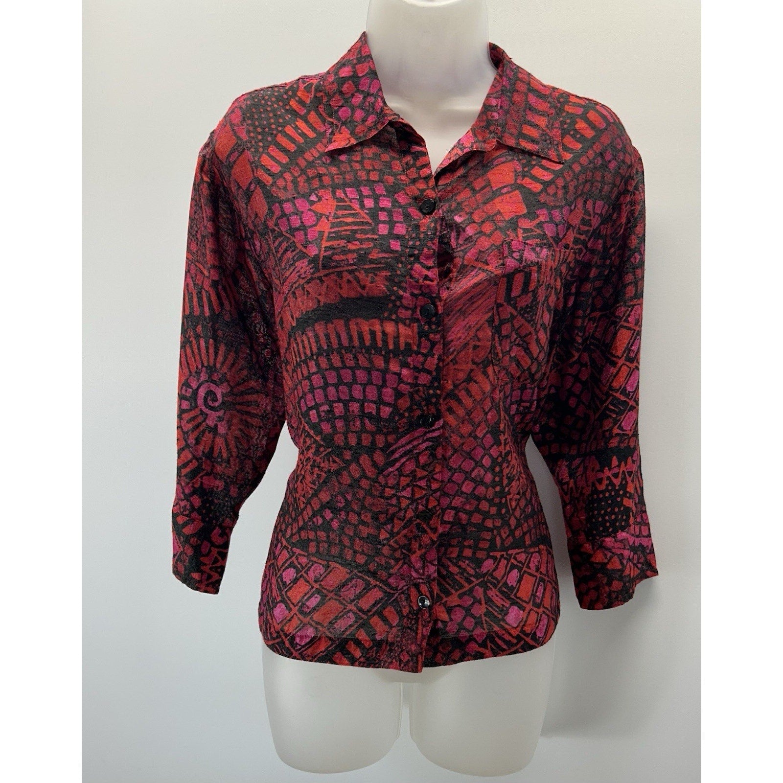 Chico's Mosaic Print Blouse Size 0 Sm. 42" Bust Rayon Blend Pocket 3/4 Sleeves.