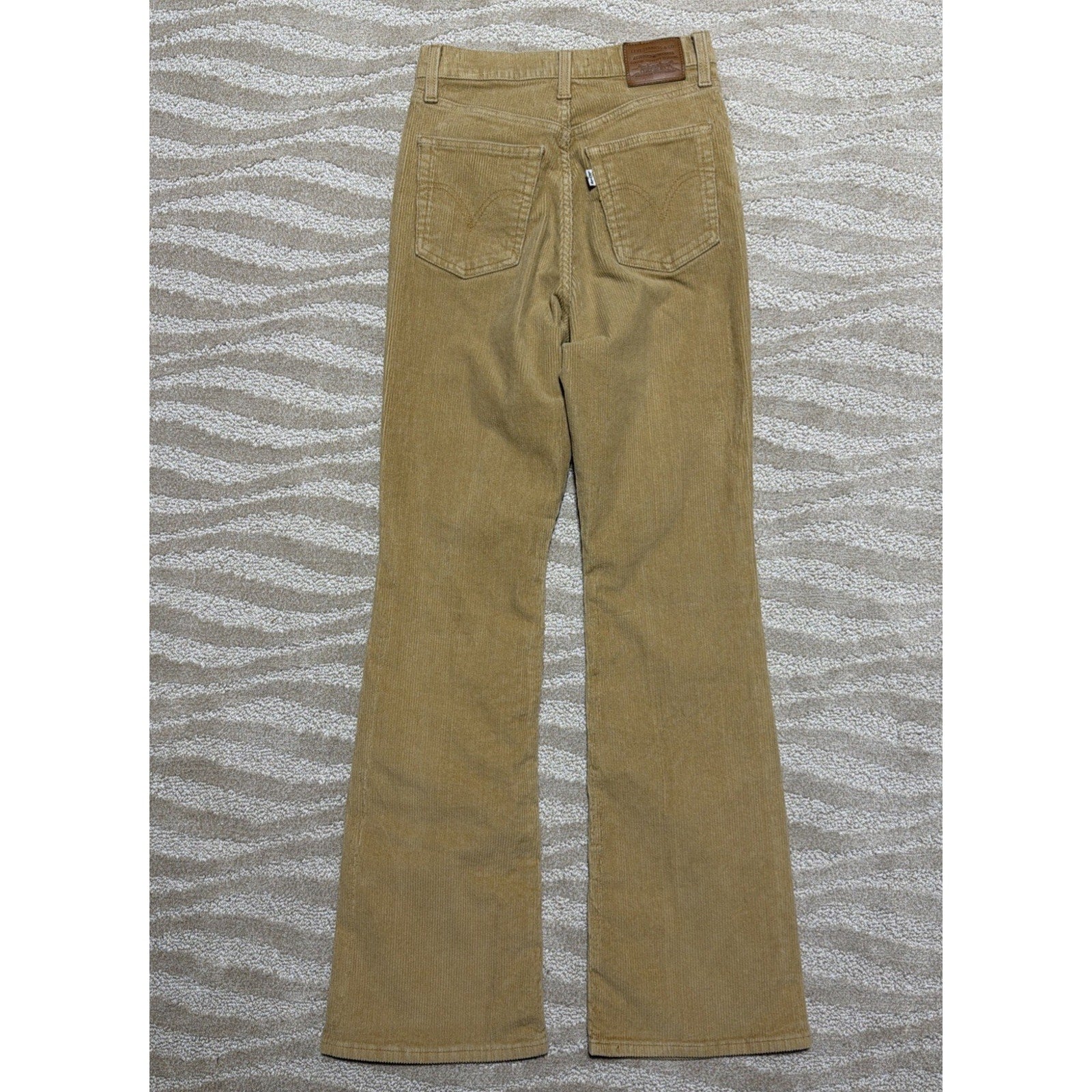 Levi’s Womens Premium Big E White Tab Ribcage Bootcut Corduroy Pants 26 Mint Con