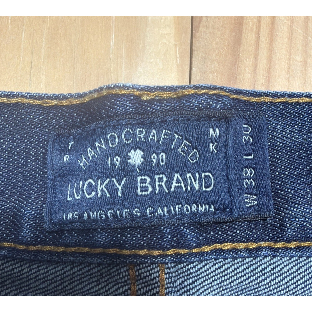 Lucky Brand 181 Relaxed Straight Jeans Mens 38x30 Dark Wash Stretch Denim