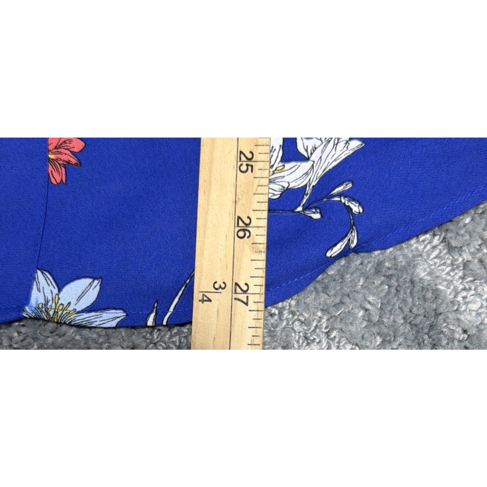 Express Women's Blue Floral Zip Front Blouse Size M Medium Spring Summer Top