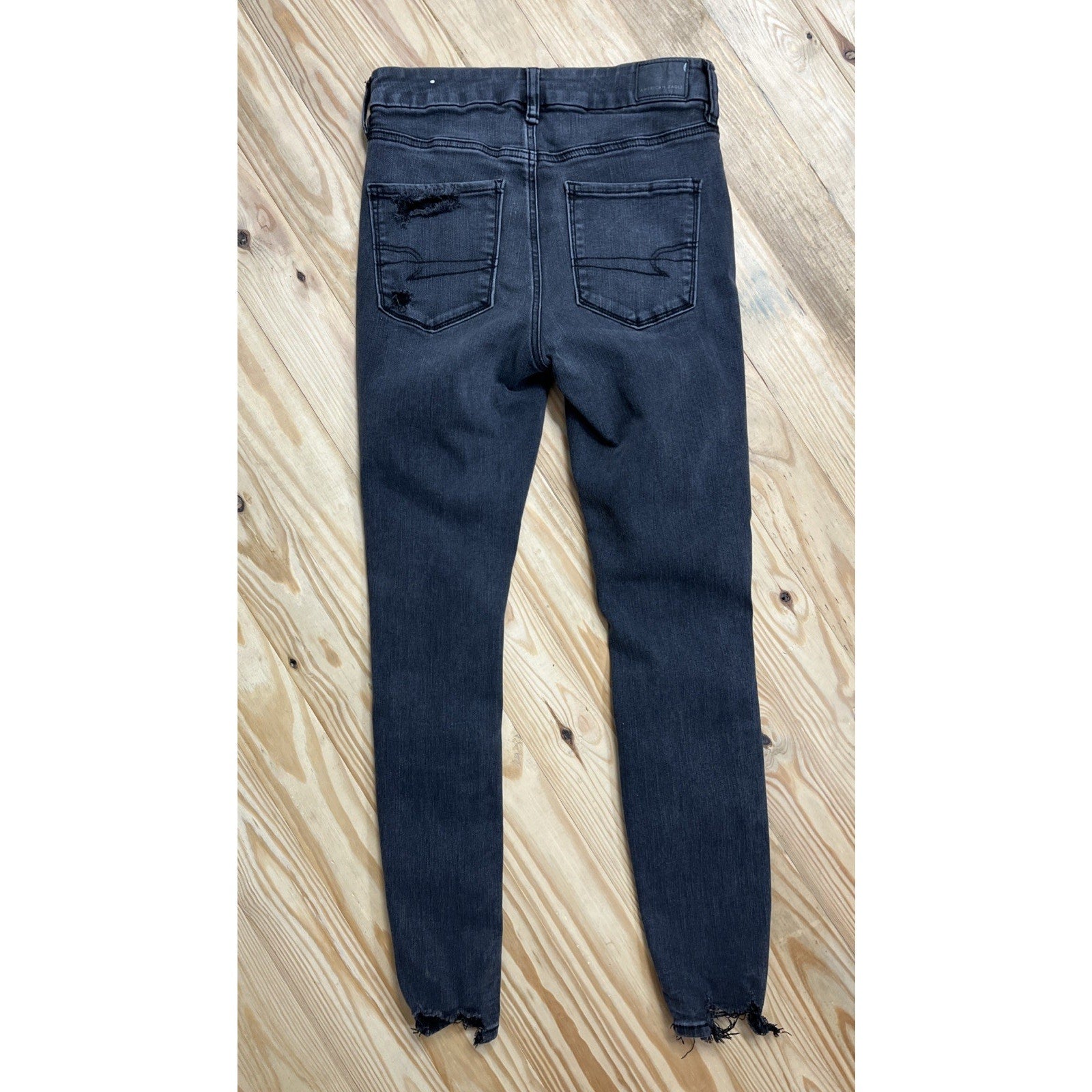 American Eagle Forever Soft Distressed Super High Waist Jeans 6 Jegging Black