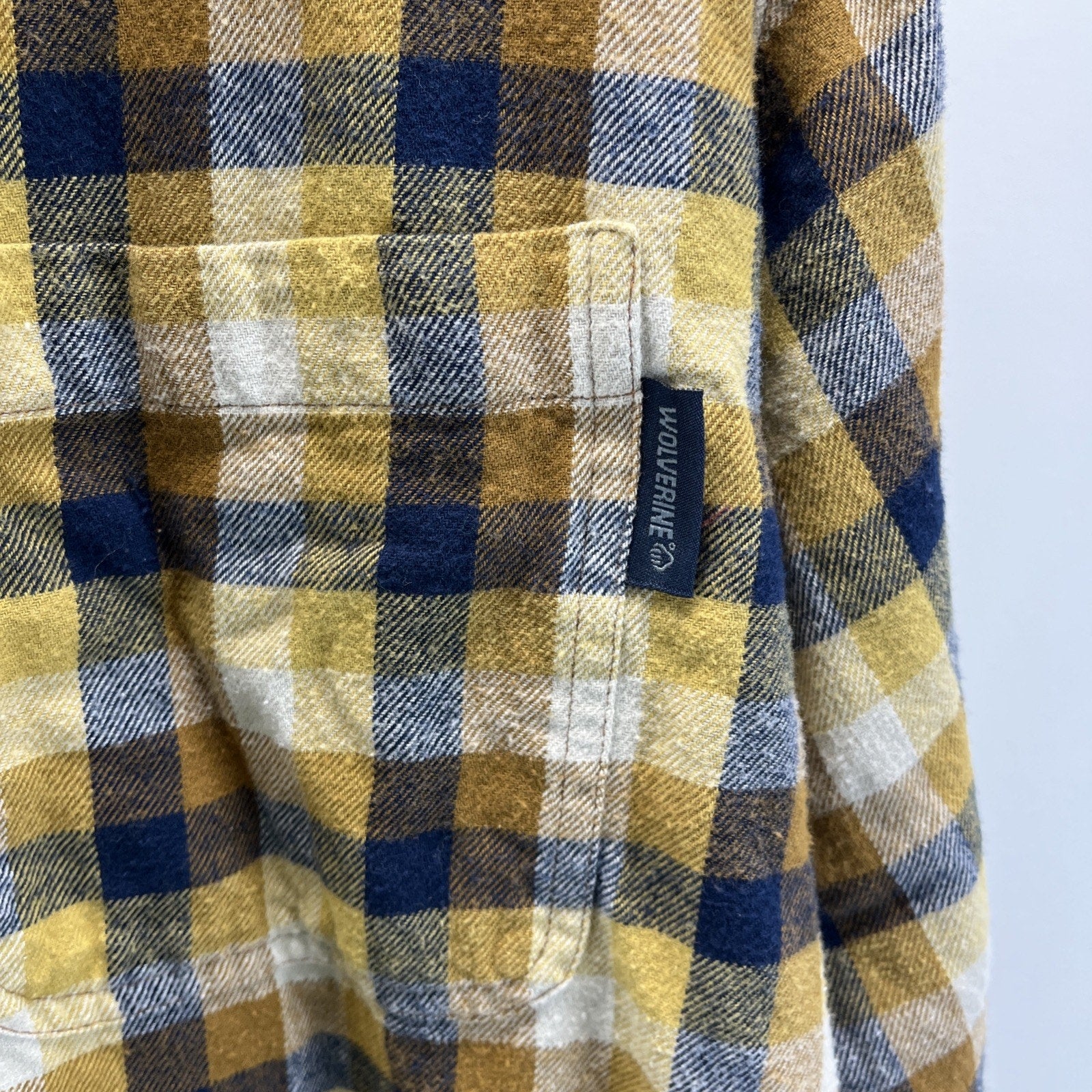 Wolverine Shirt Men's XXL Brown Plaid Cotton Flannel Button Down Outdoors