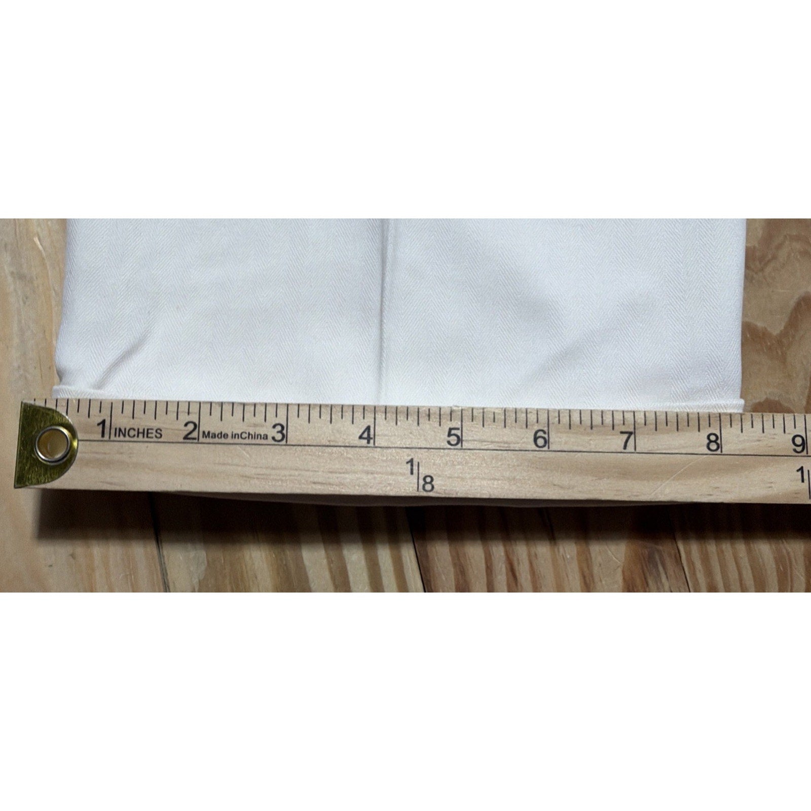 Jos A Bank Men's Ivory Twill 100% Silk Pleated Casual Pants 36x29 Excellent