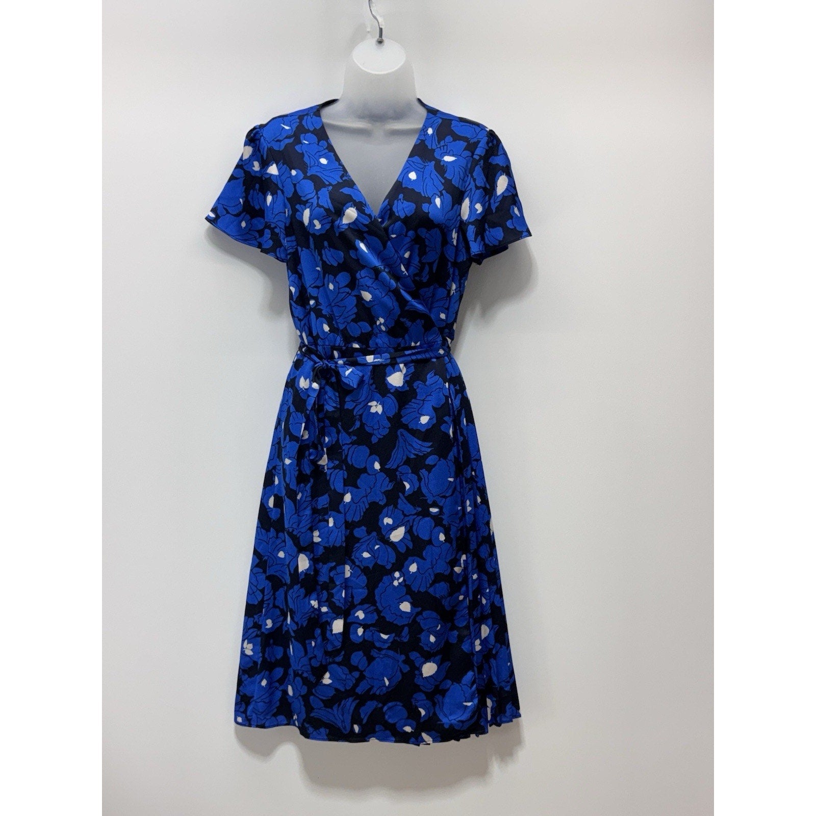 Banana Republic Women’s Wrap Blue White Floral Short Sleeve Dress Size Medium