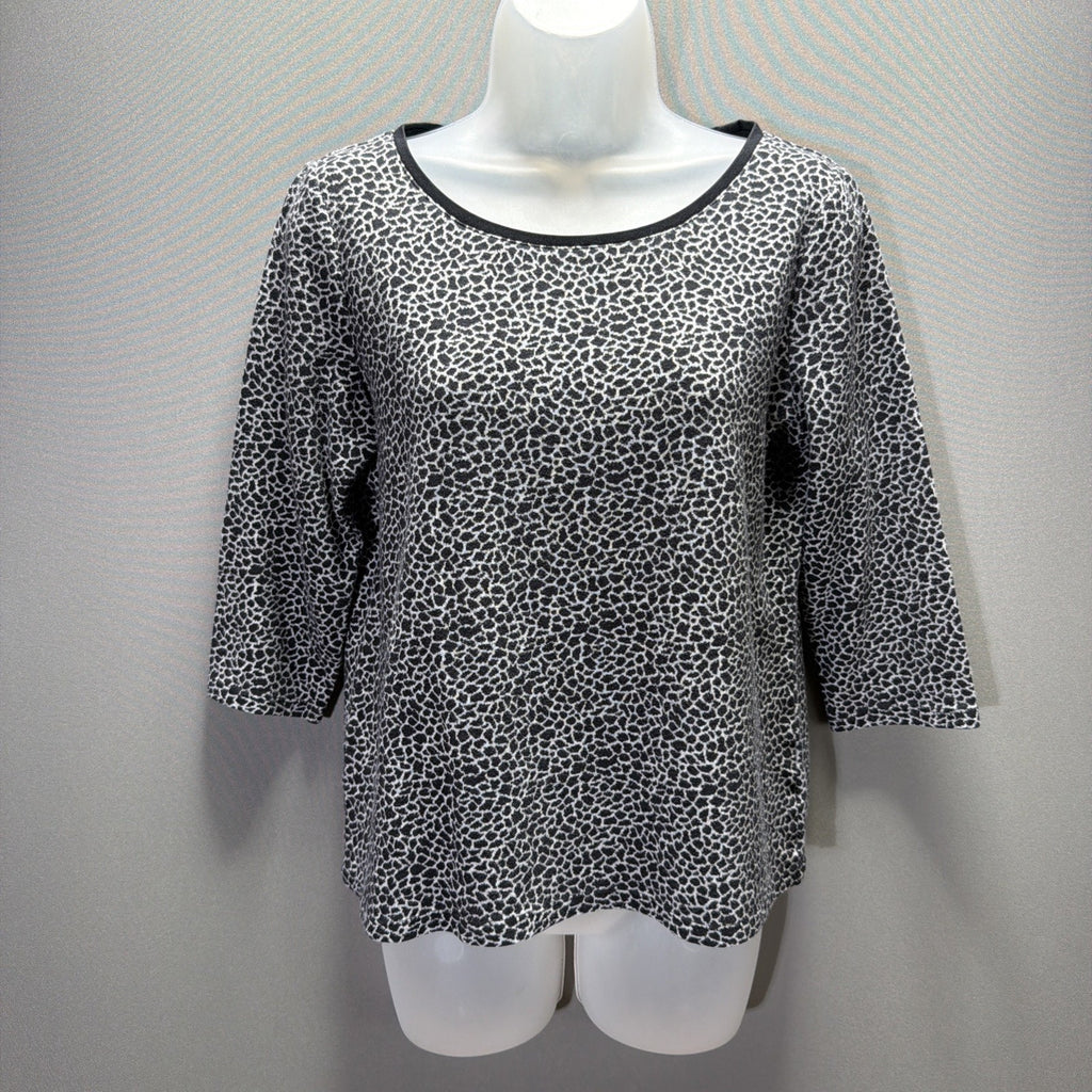 Talbots Womens Sweater Large Petite Black White Giraffe Print 3/4 Sleeves Soft
