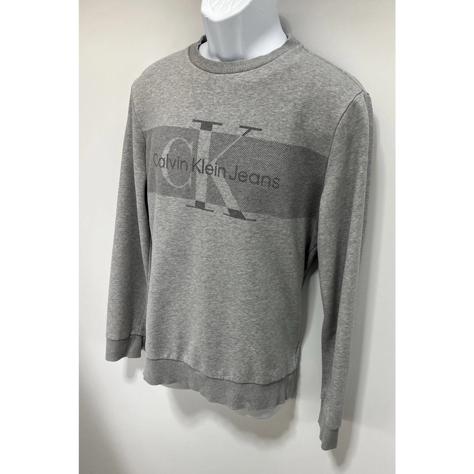 CALVIN KLEIN MENS GRAY FLEECE CREW NECK LONG SLEEVE SWEATSHIRT SIZE L