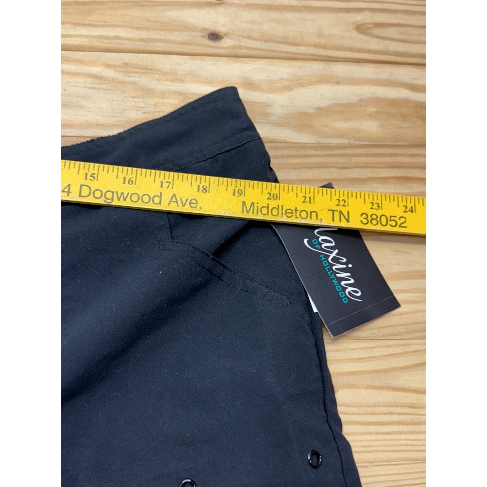 Maxine Of Hollywood, Women’s 7" Black Swim Shorts Sz 18 NWT