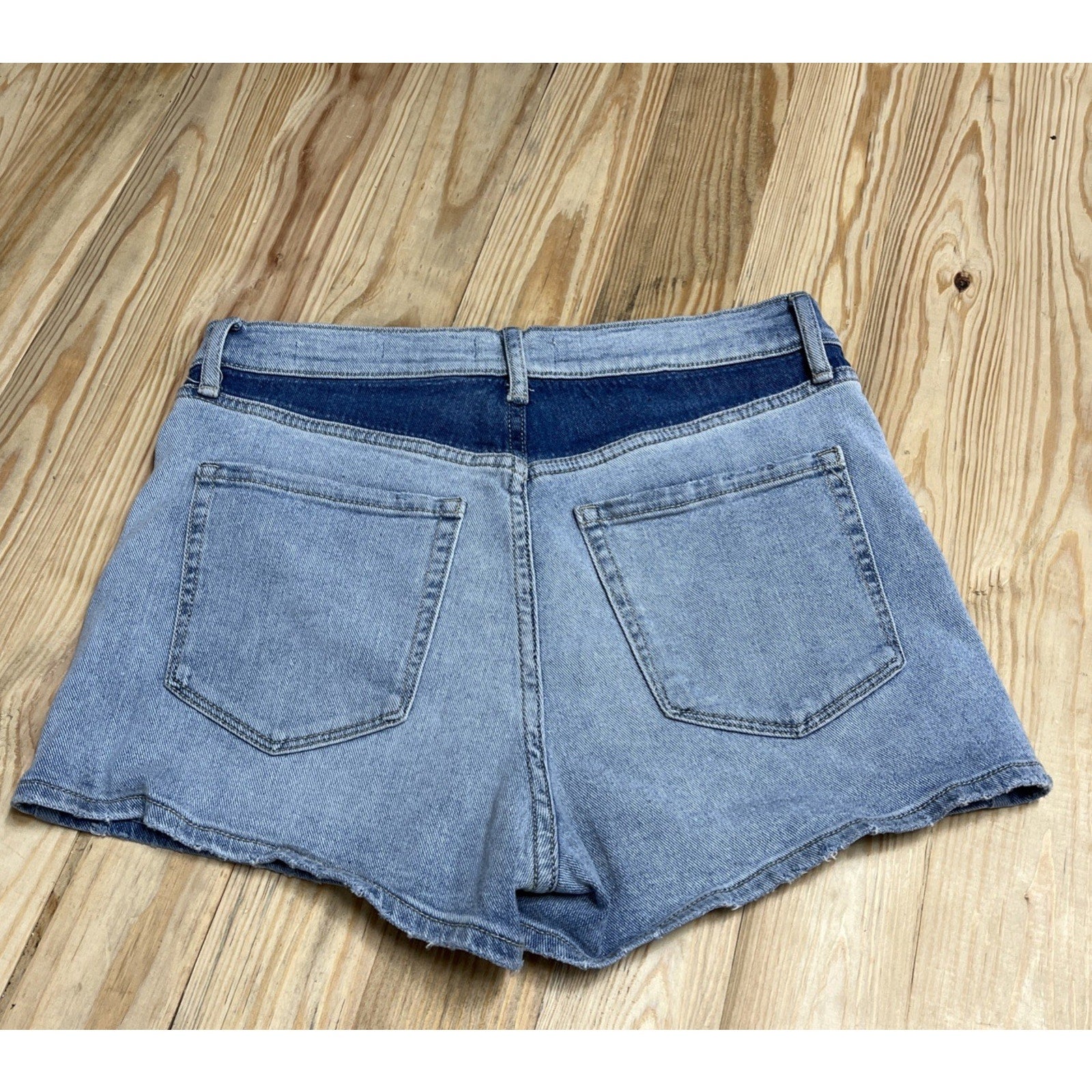 Jessica Simpson Infinite High-Waist Shorts - Sz 28