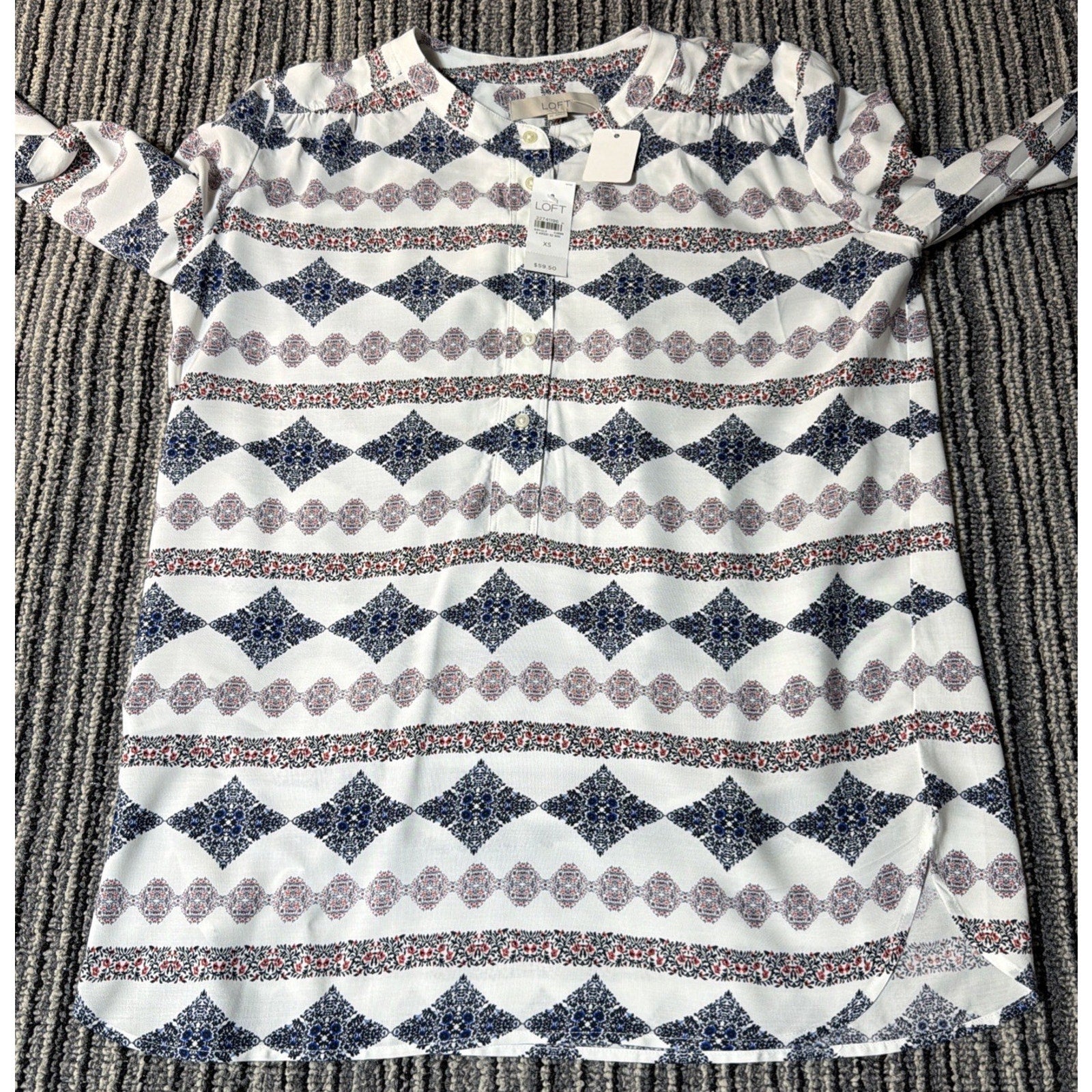 New Loft Women’s Pullover Top Red White Blue Floral Print Oversized Size XS NWT